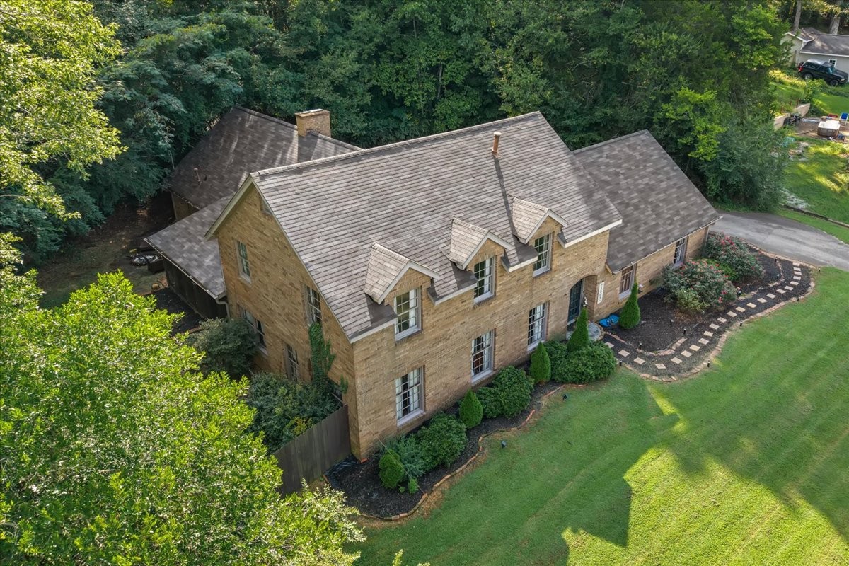1505 Brentwood Dr