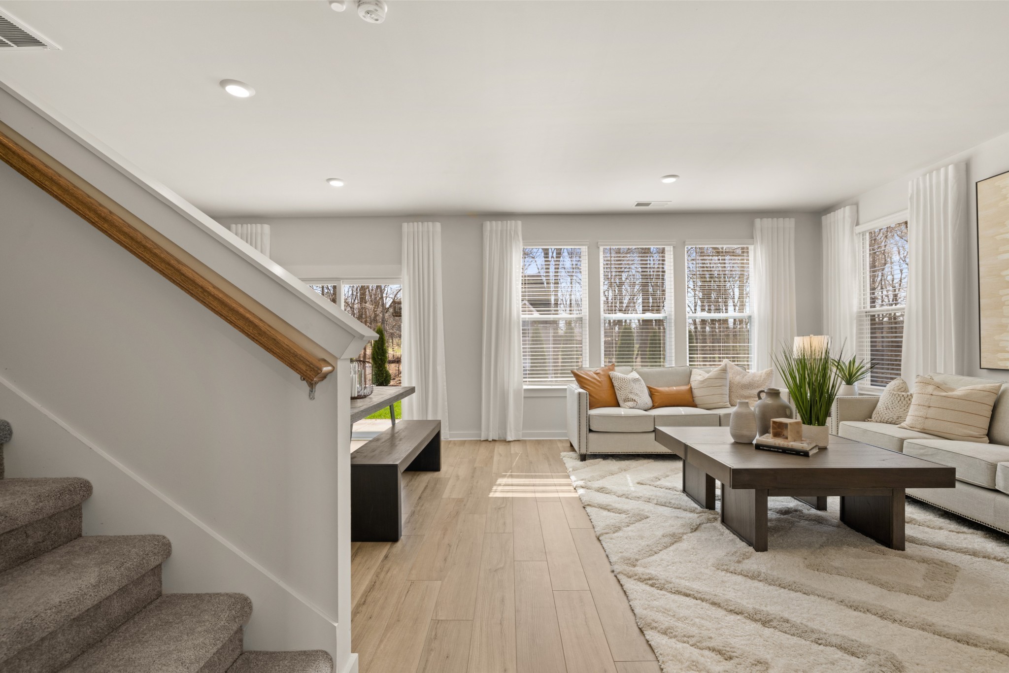 501 Lacewing Lane