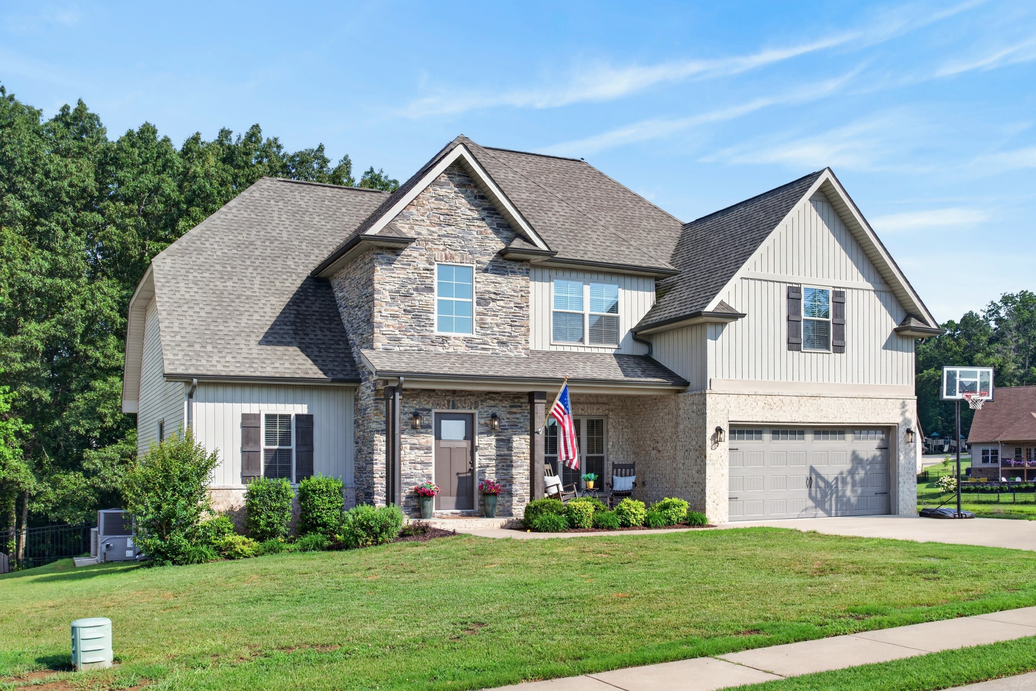 1280 Easthaven Dr