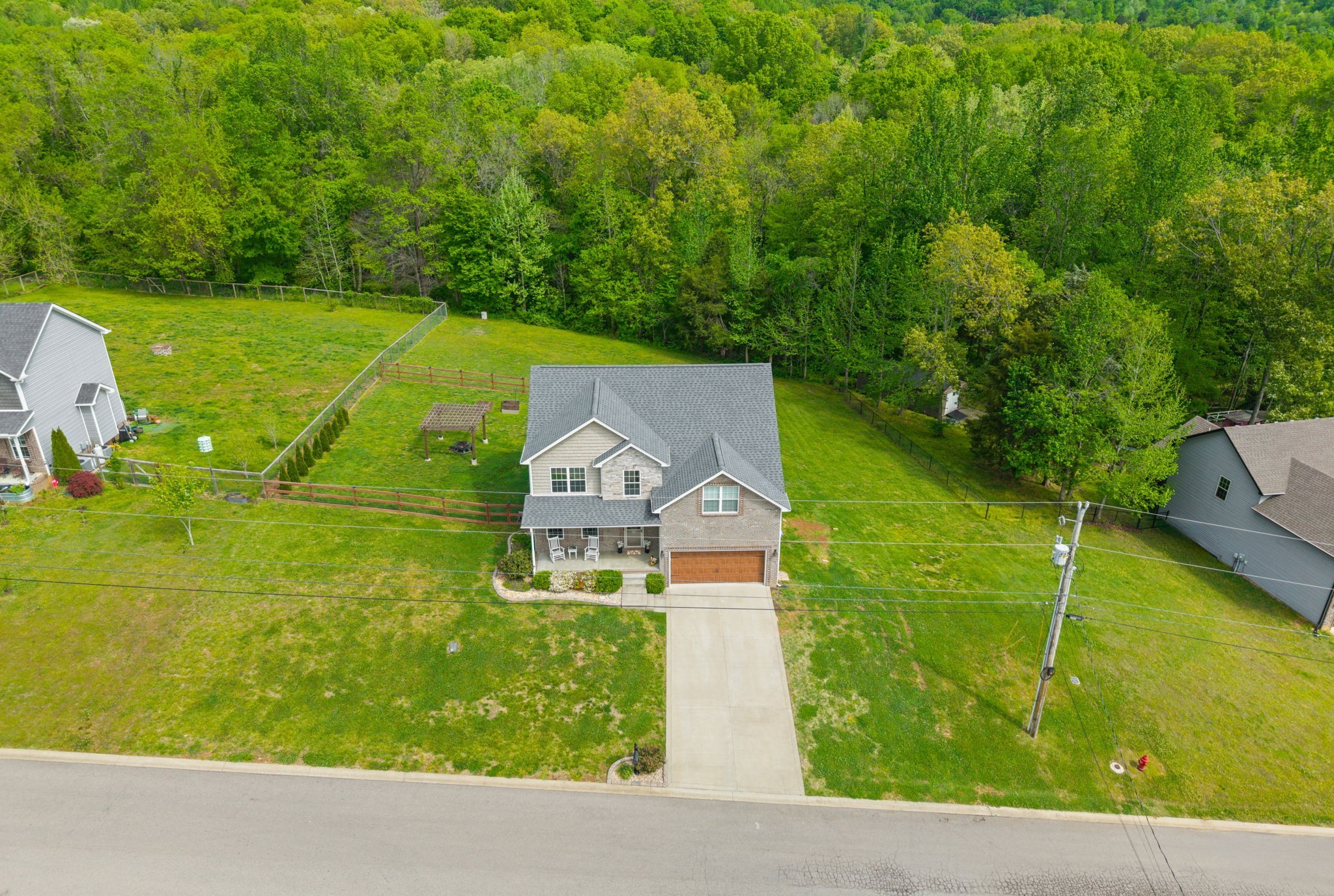 1355 Holden Dr