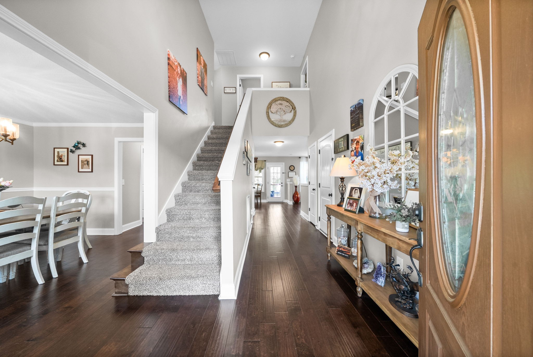 1355 Holden Dr