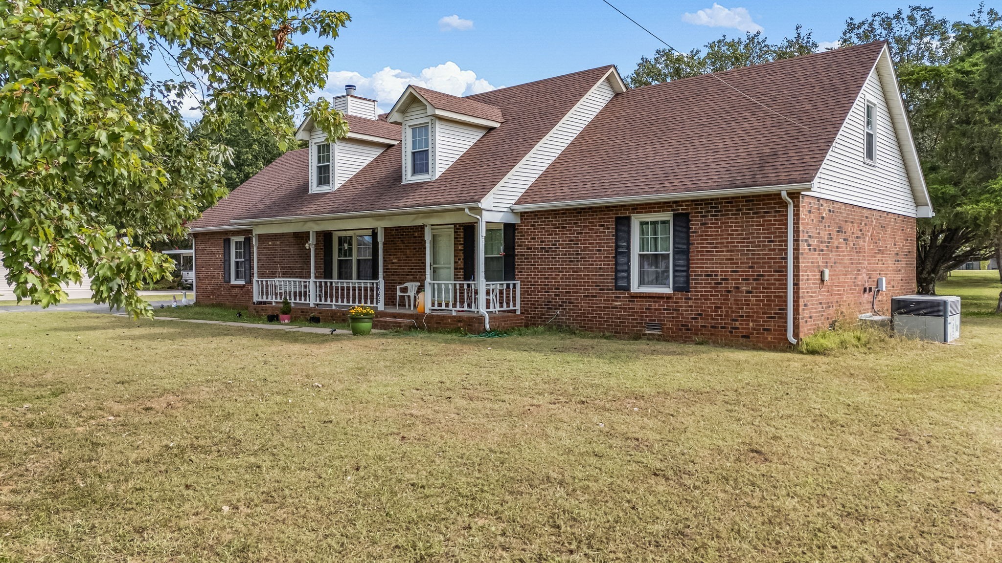 5665 Old Salem Rd