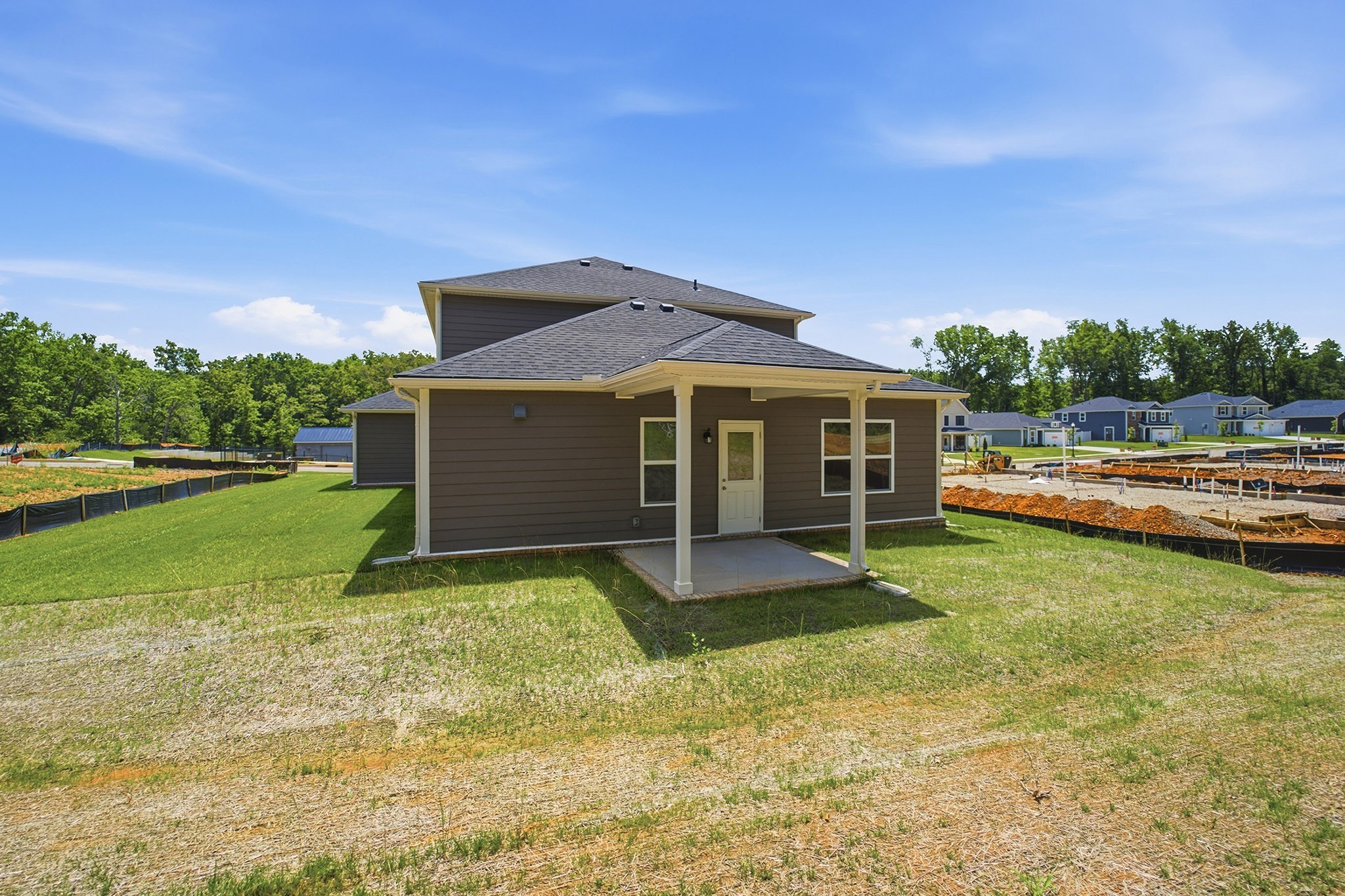 39 Fairlawn Dr