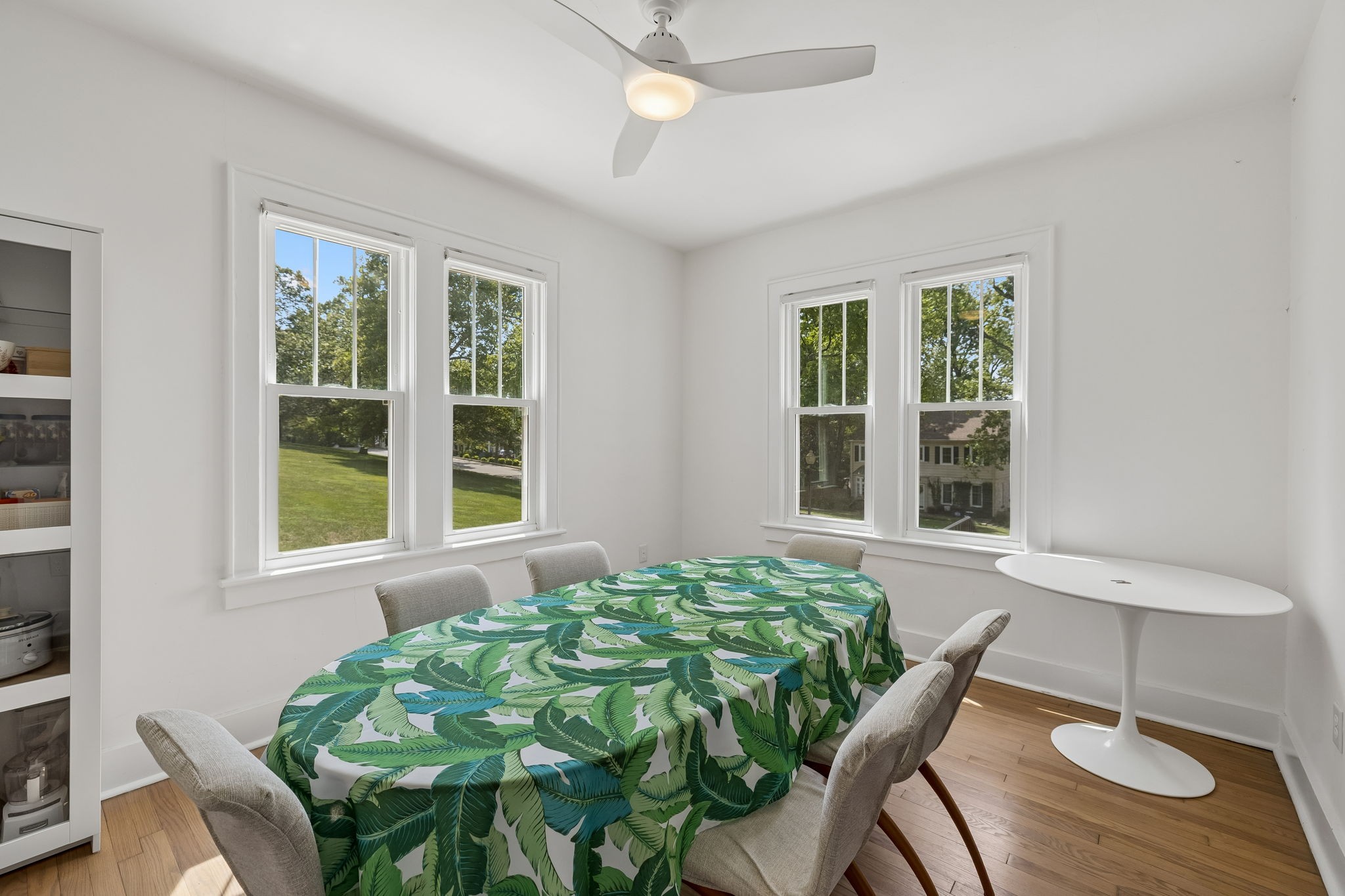 164 W Glenwood Dr