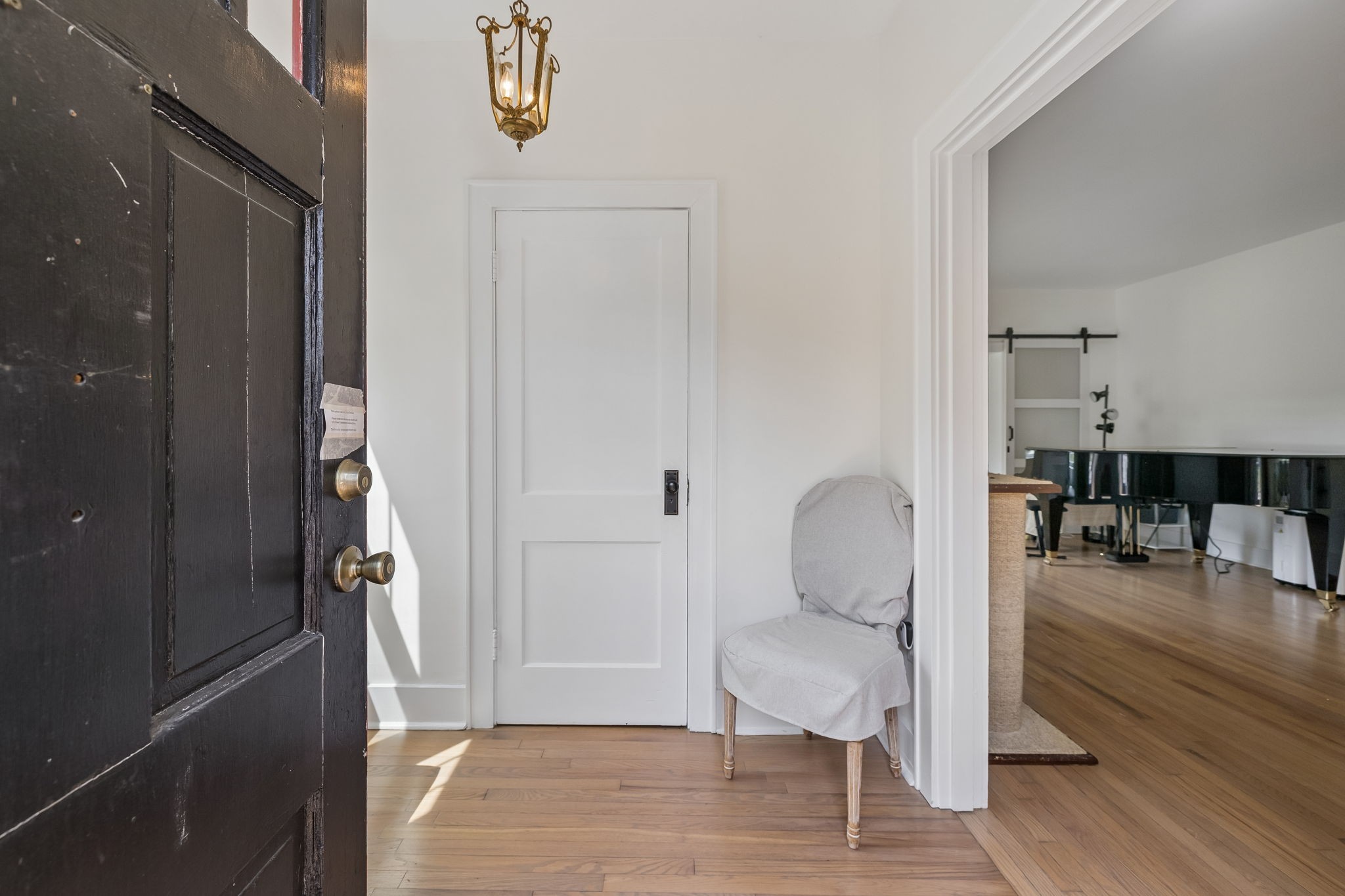 164 W Glenwood Dr