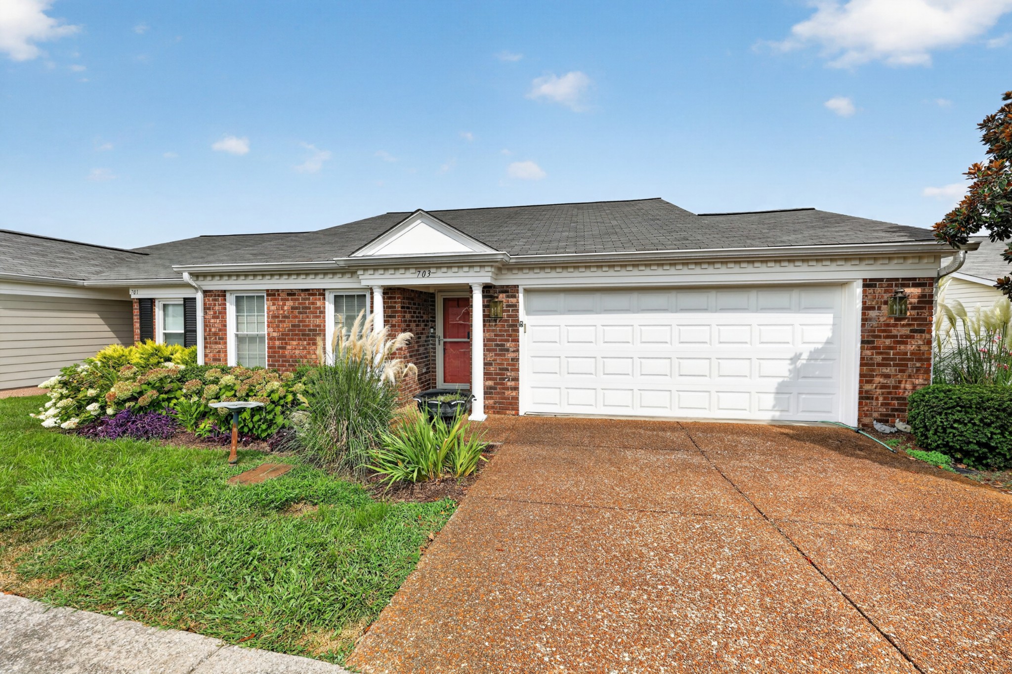 703 Mount Carmel Pl
