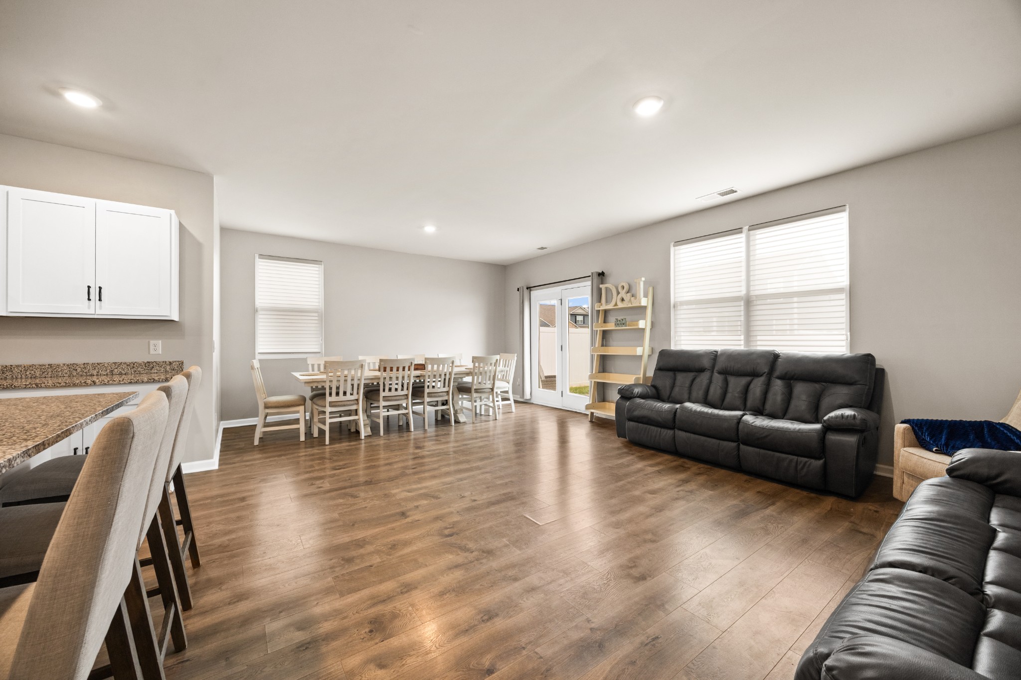 1138 Barry Baker Ln