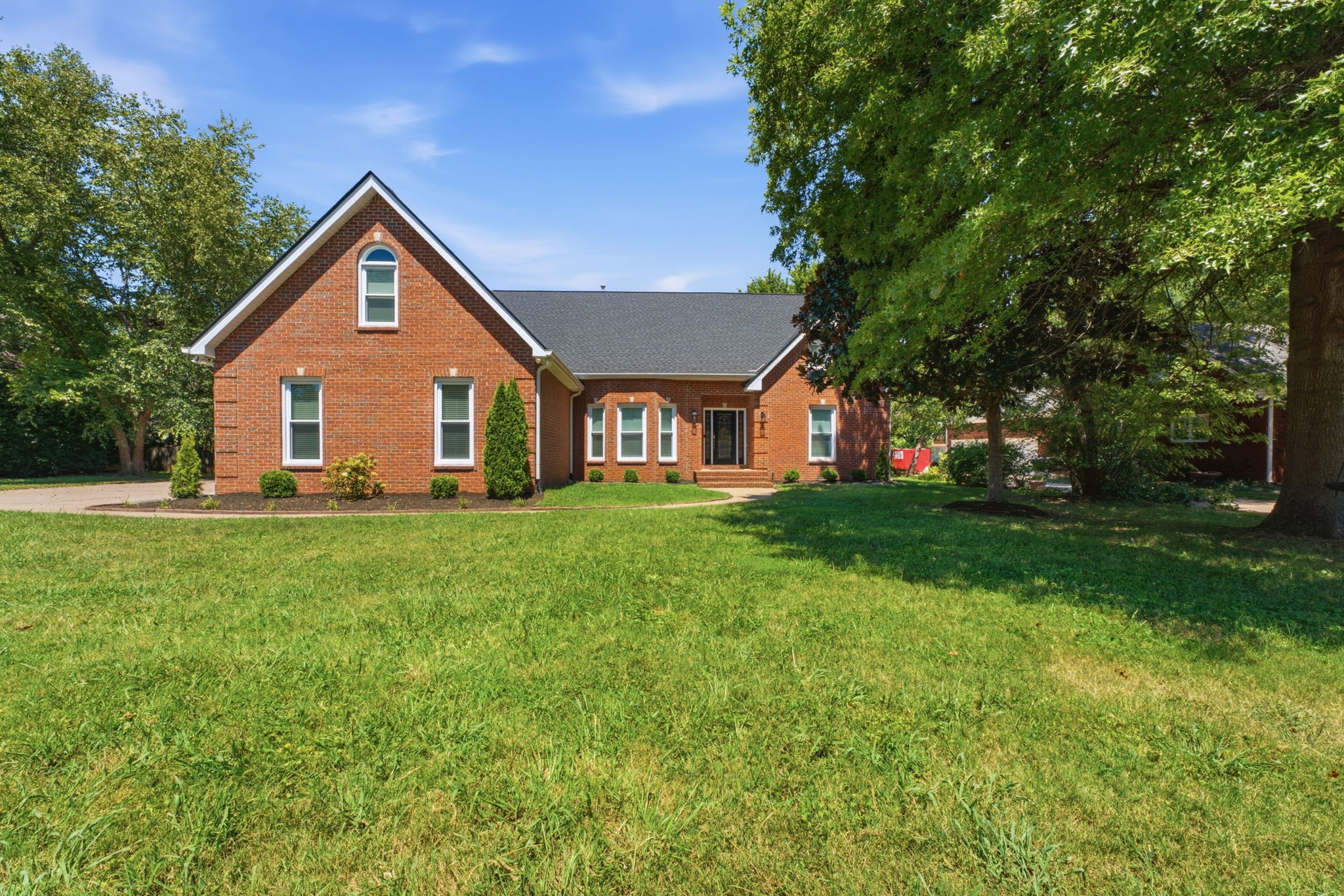 1622 Buckingham Dr