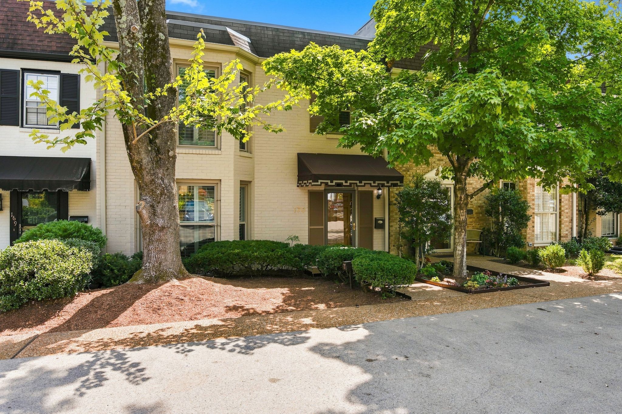4400 Belmont Park Ter