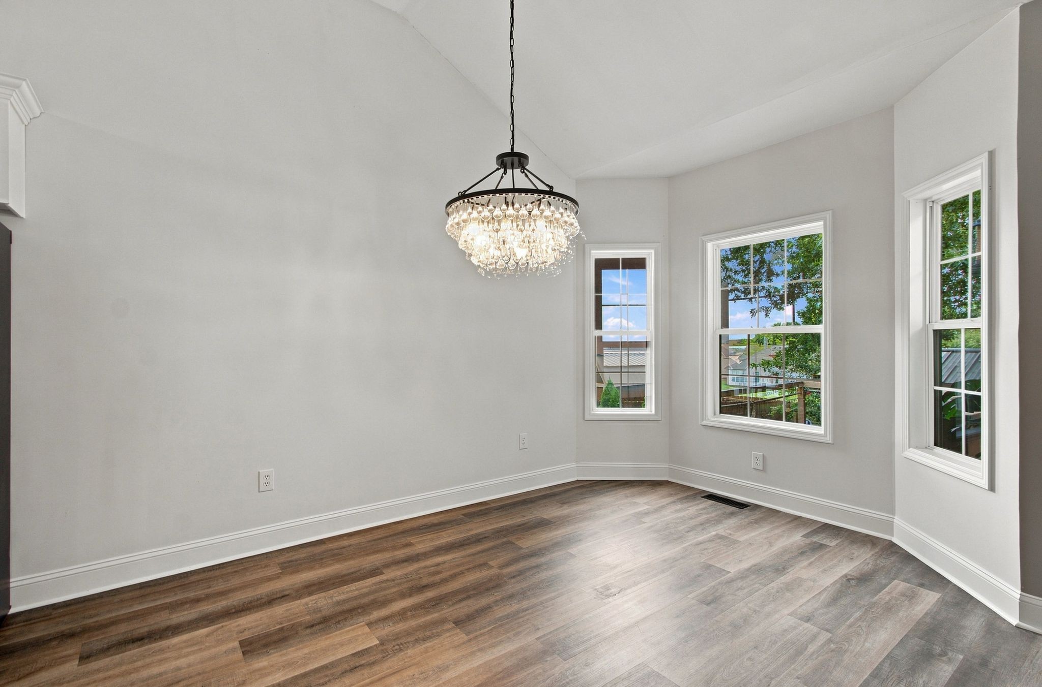 4011 Kristen St