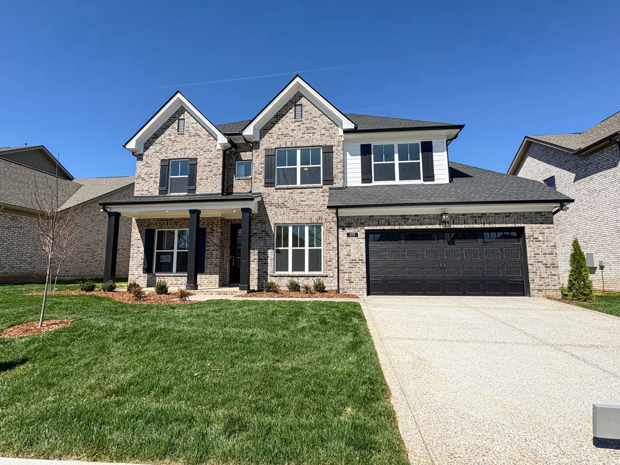 215 Settlers Way