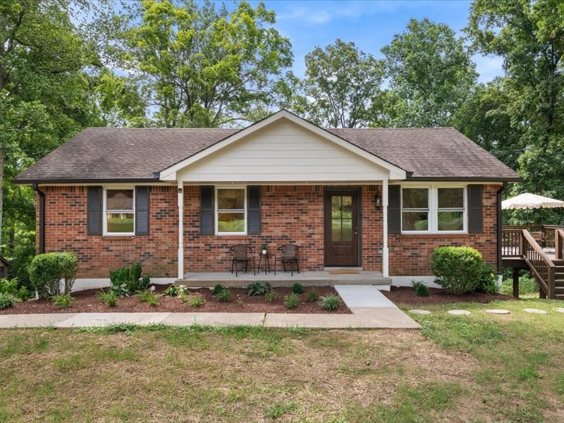 5913 Huffman Rd