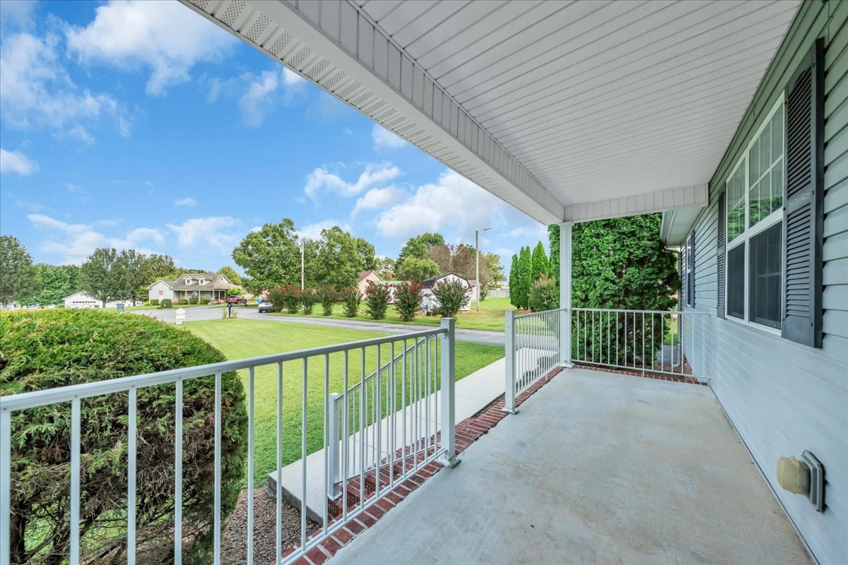 50 Regan Ct