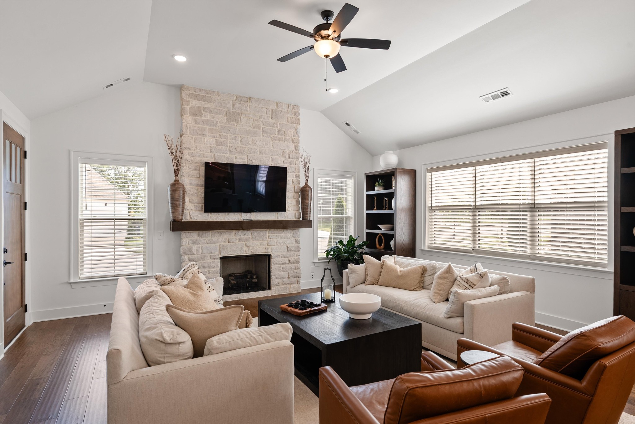 3312 Longport Ln