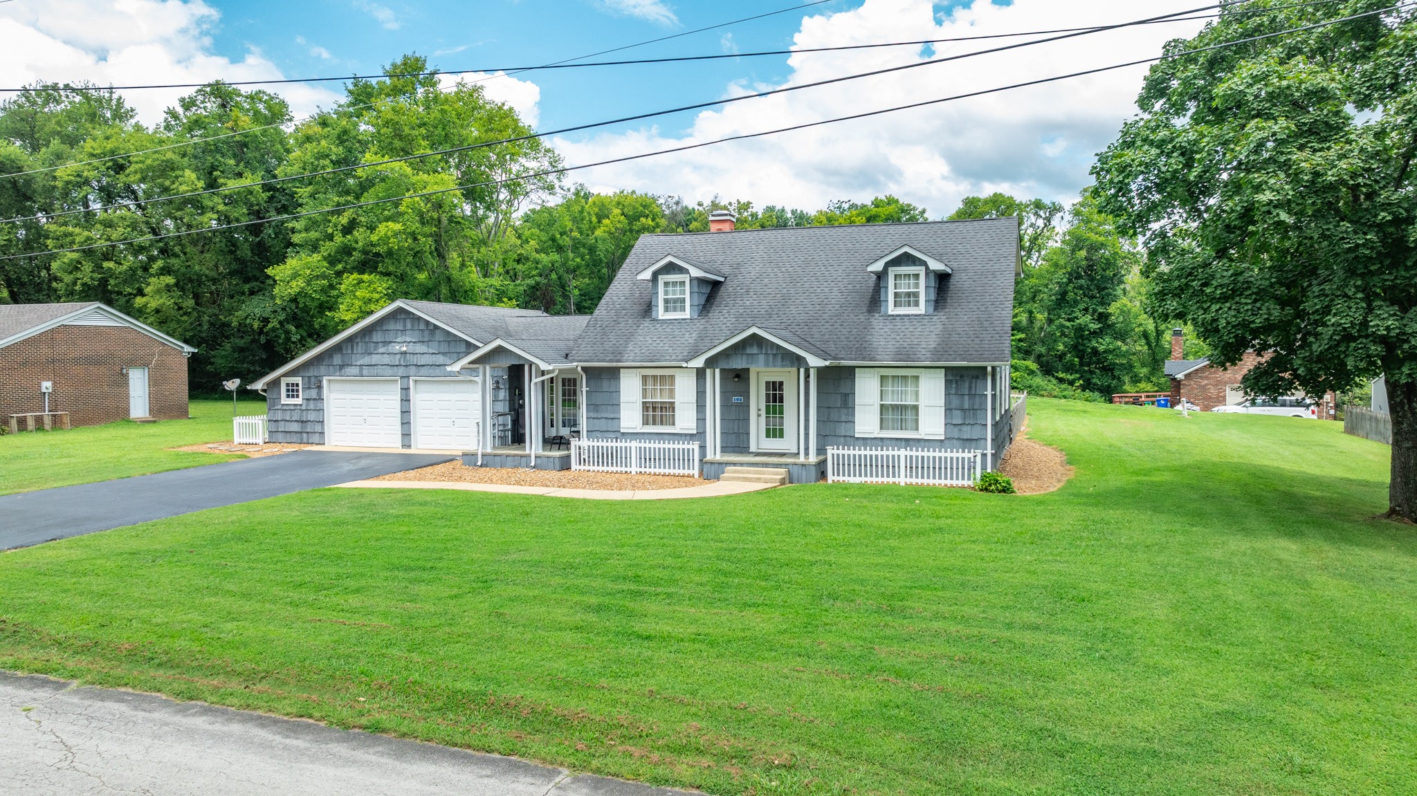 102 Revere Dr