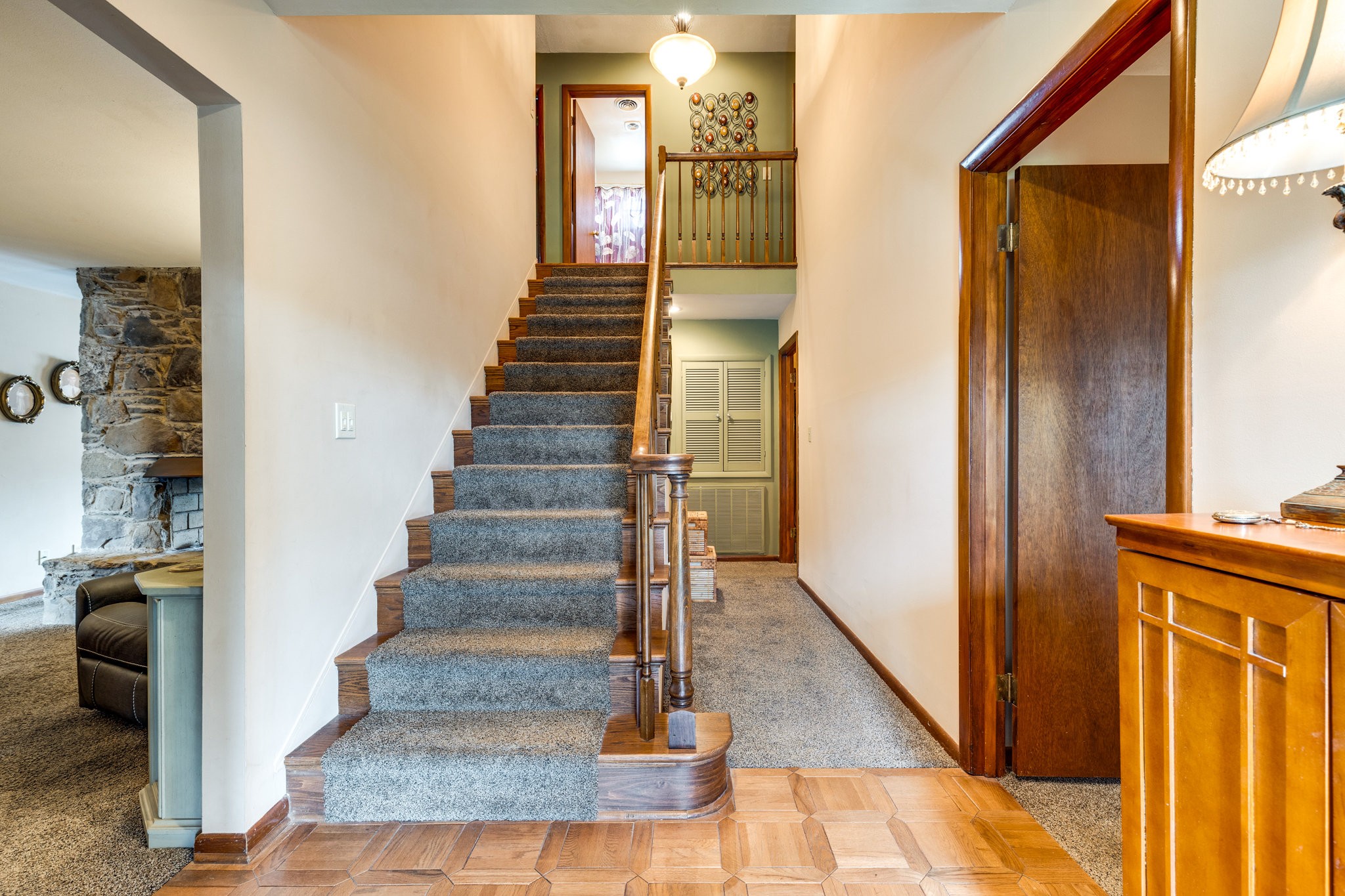 102 Revere Dr