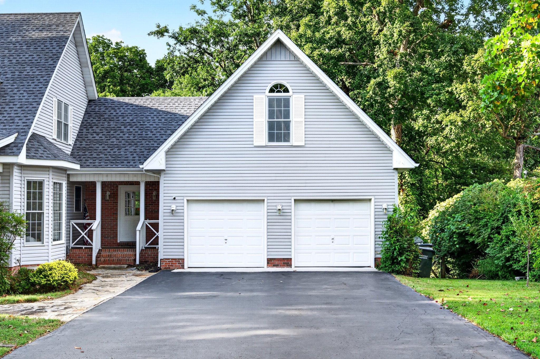 366 Martin Pl