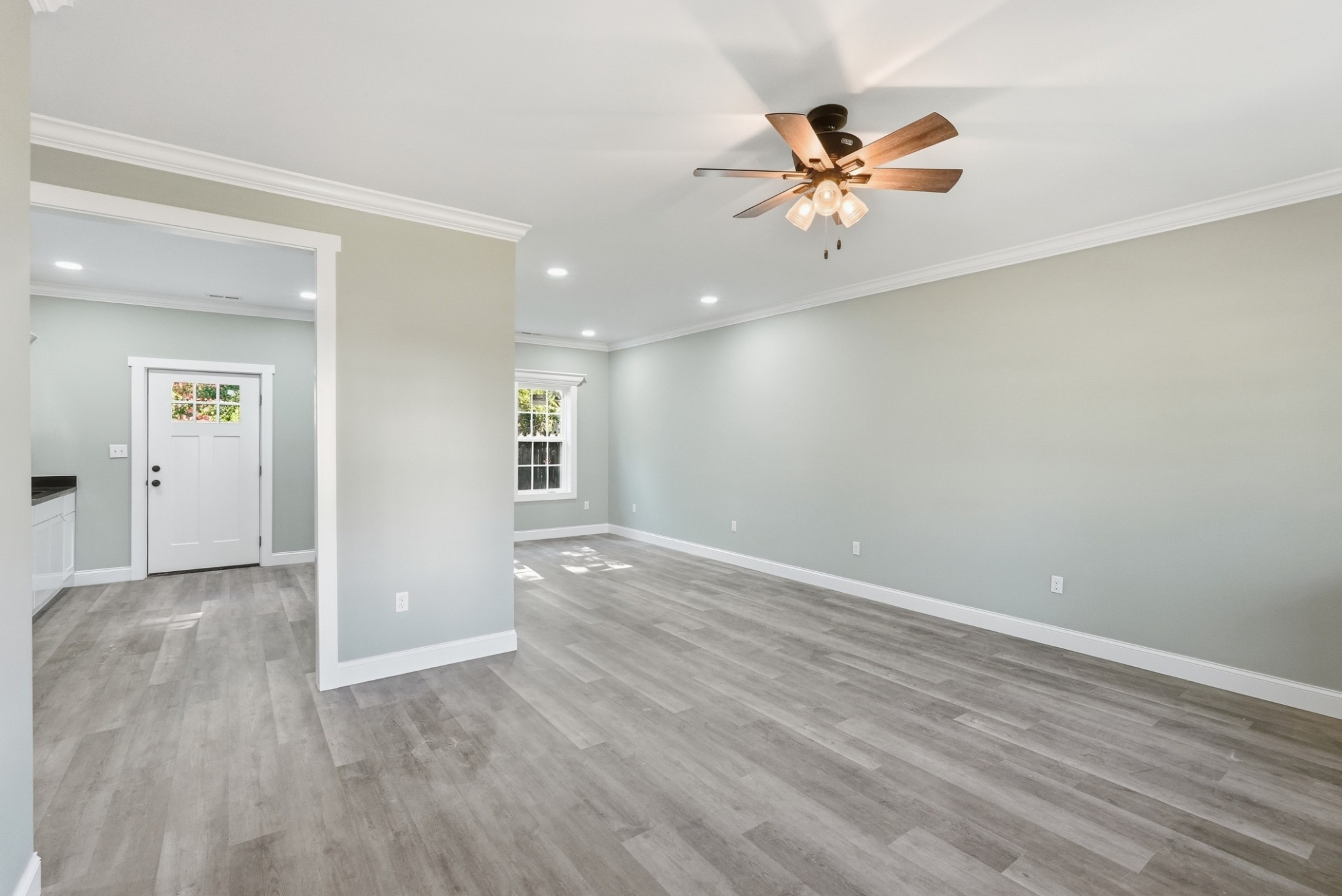 109 Woodland Dr