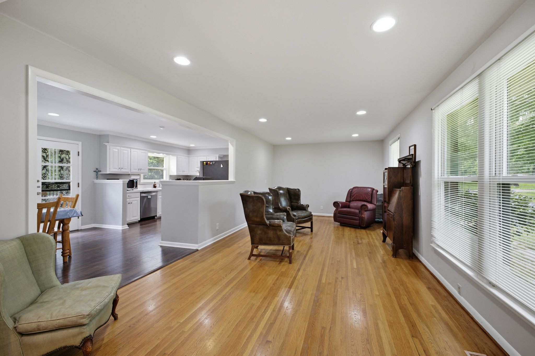 313 Timberdale Ct