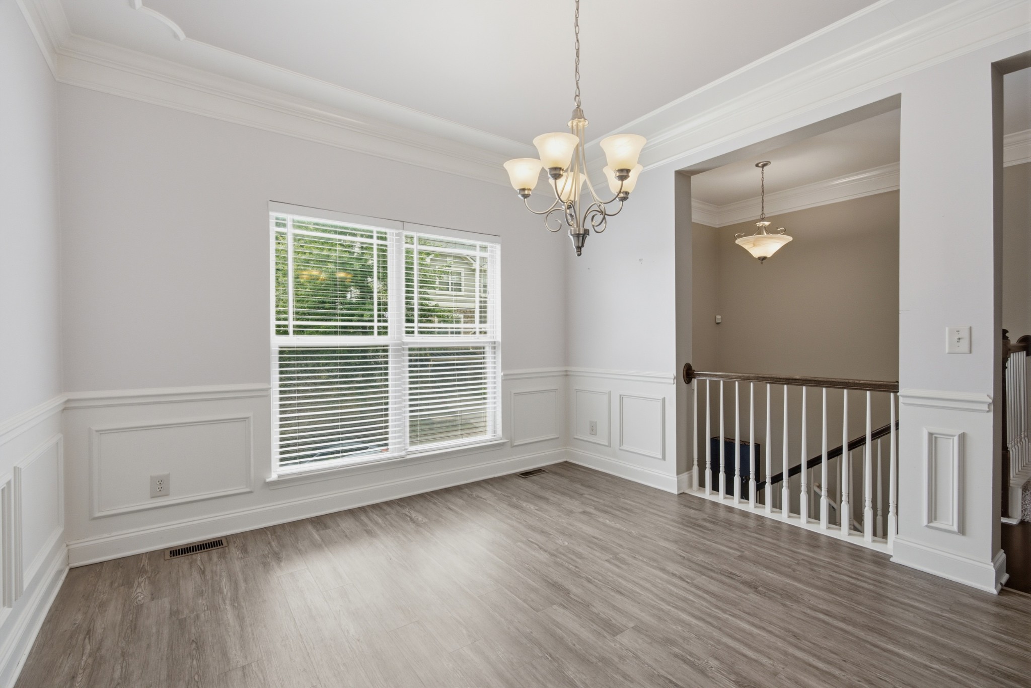 1066 Woodbury Falls Dr
