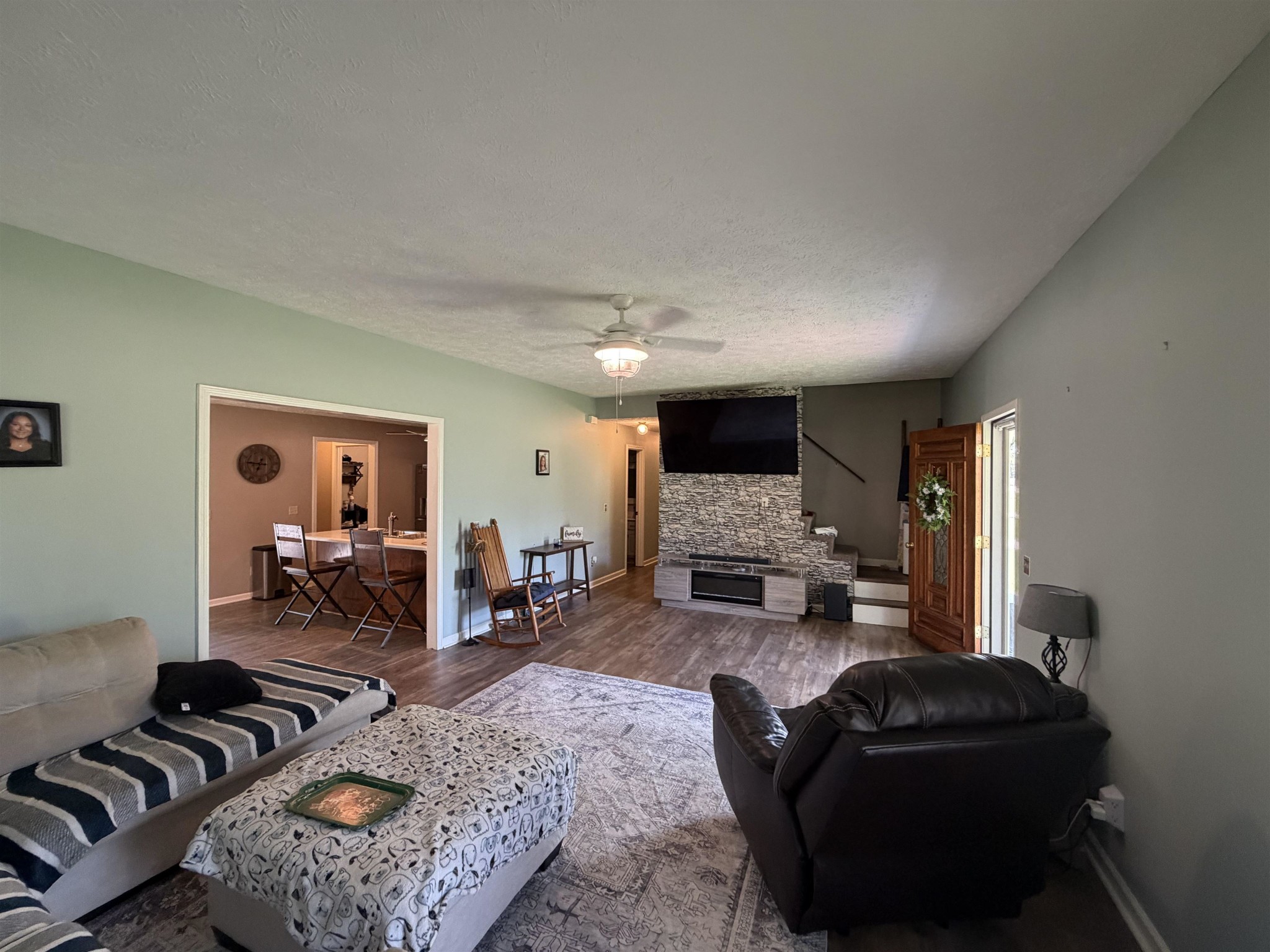 420 BRANDI DR