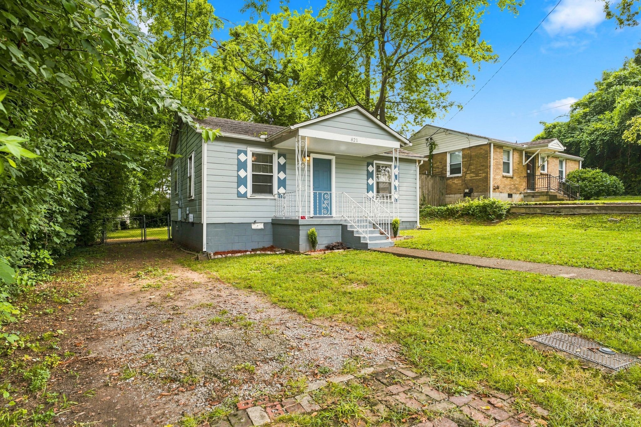 821 W Greenwood Ave