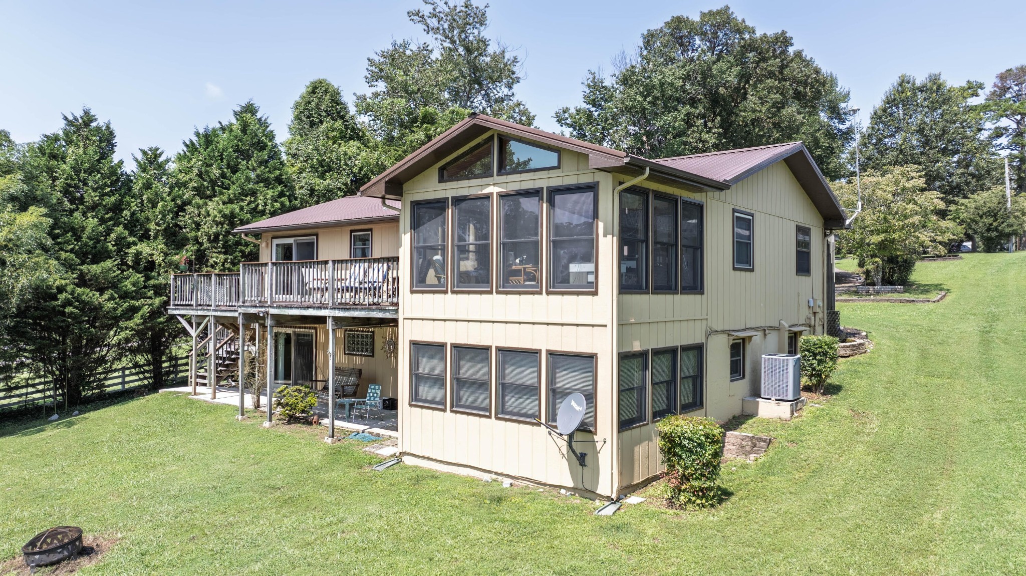 300 Lake Forest Lane