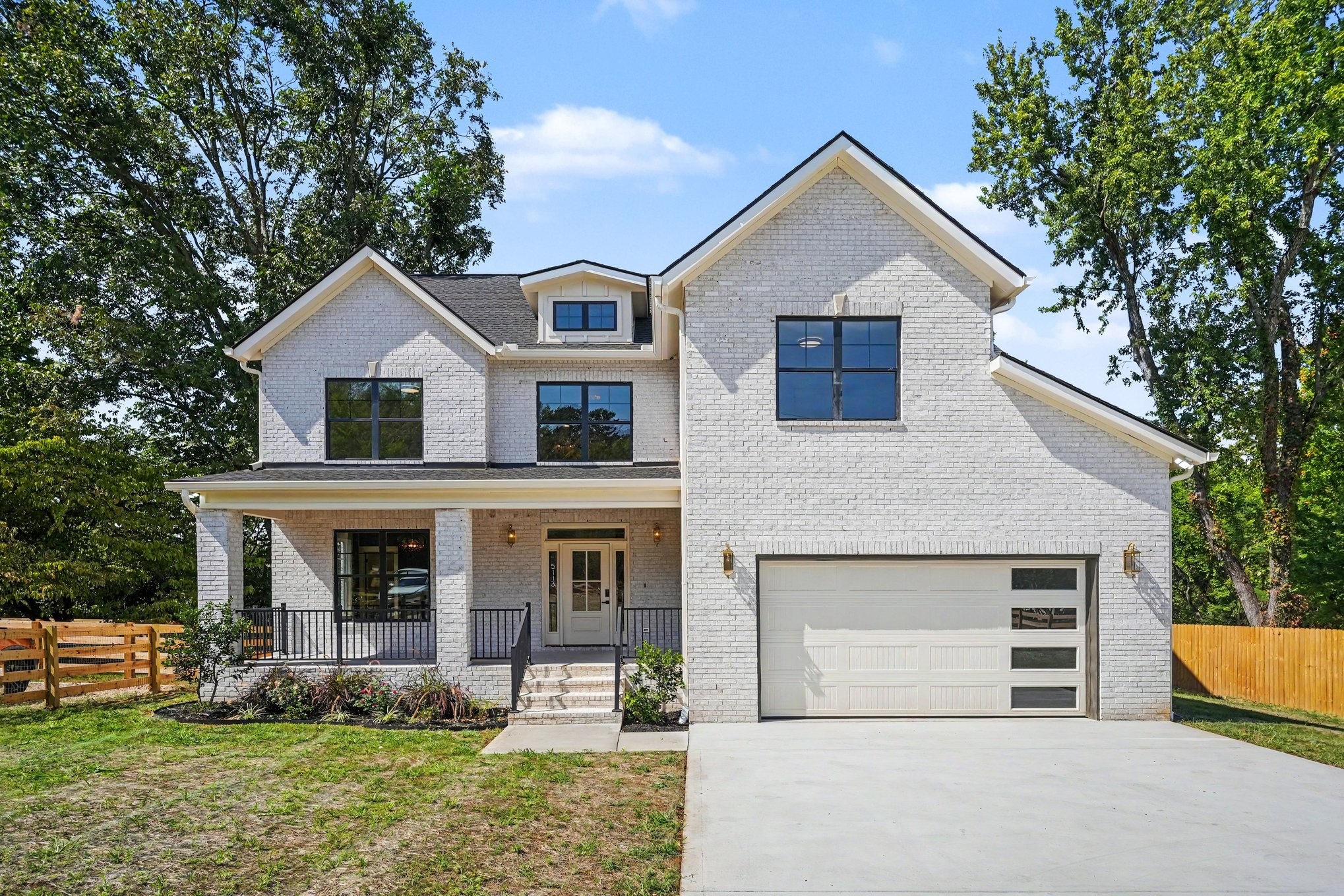 5113 Ashley Dr