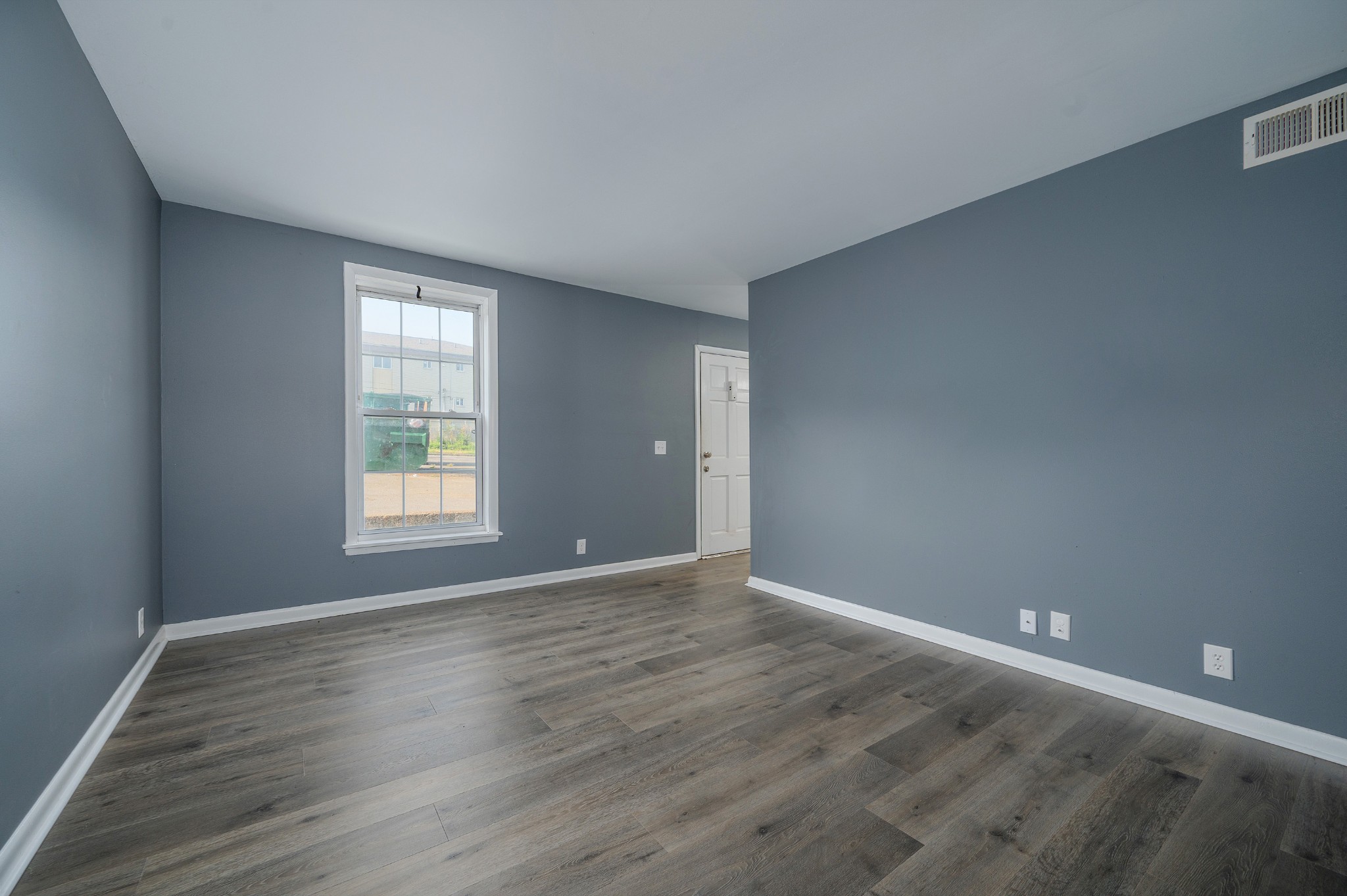 323 Forest Park Rd
