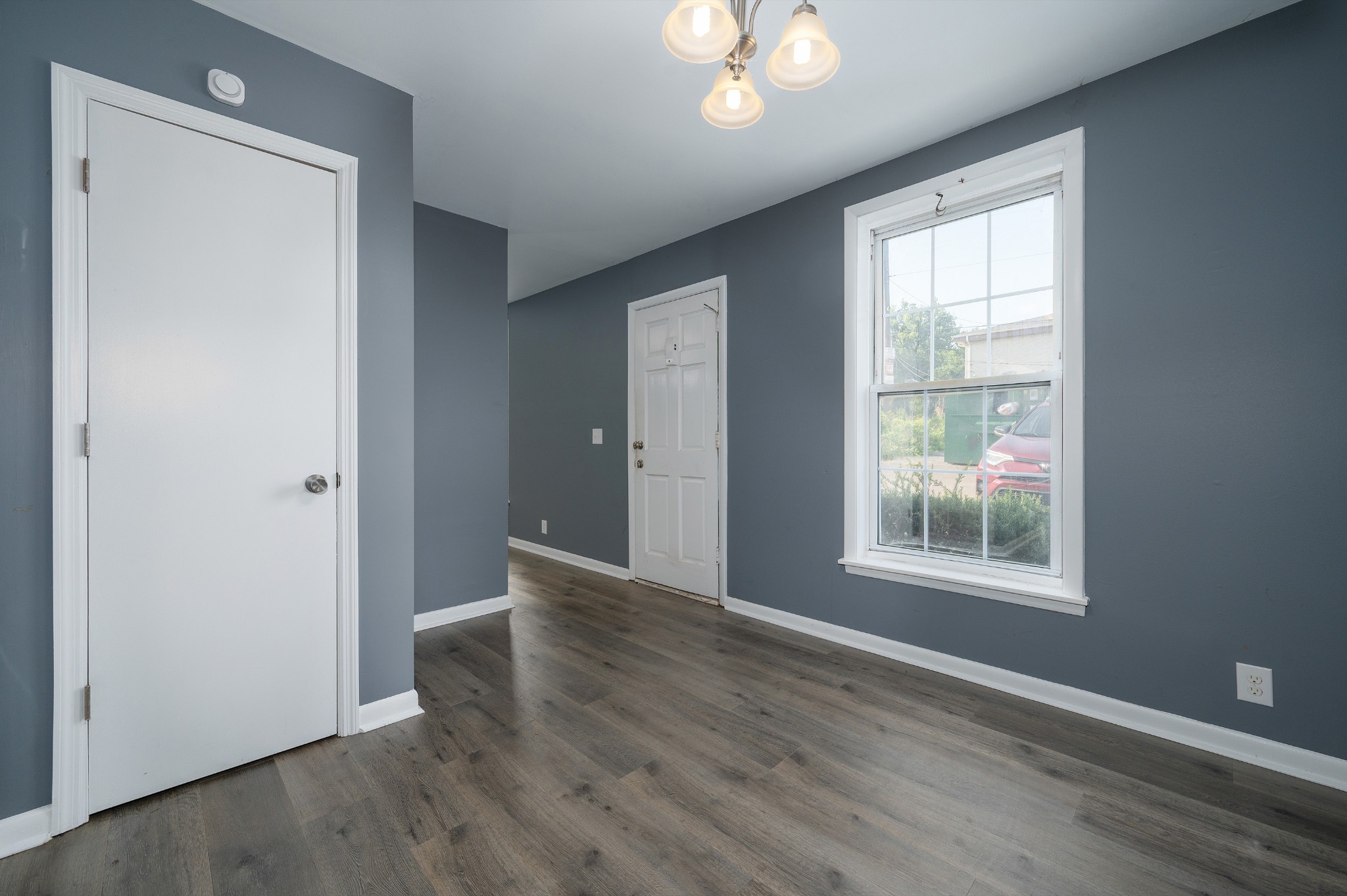 323 Forest Park Rd