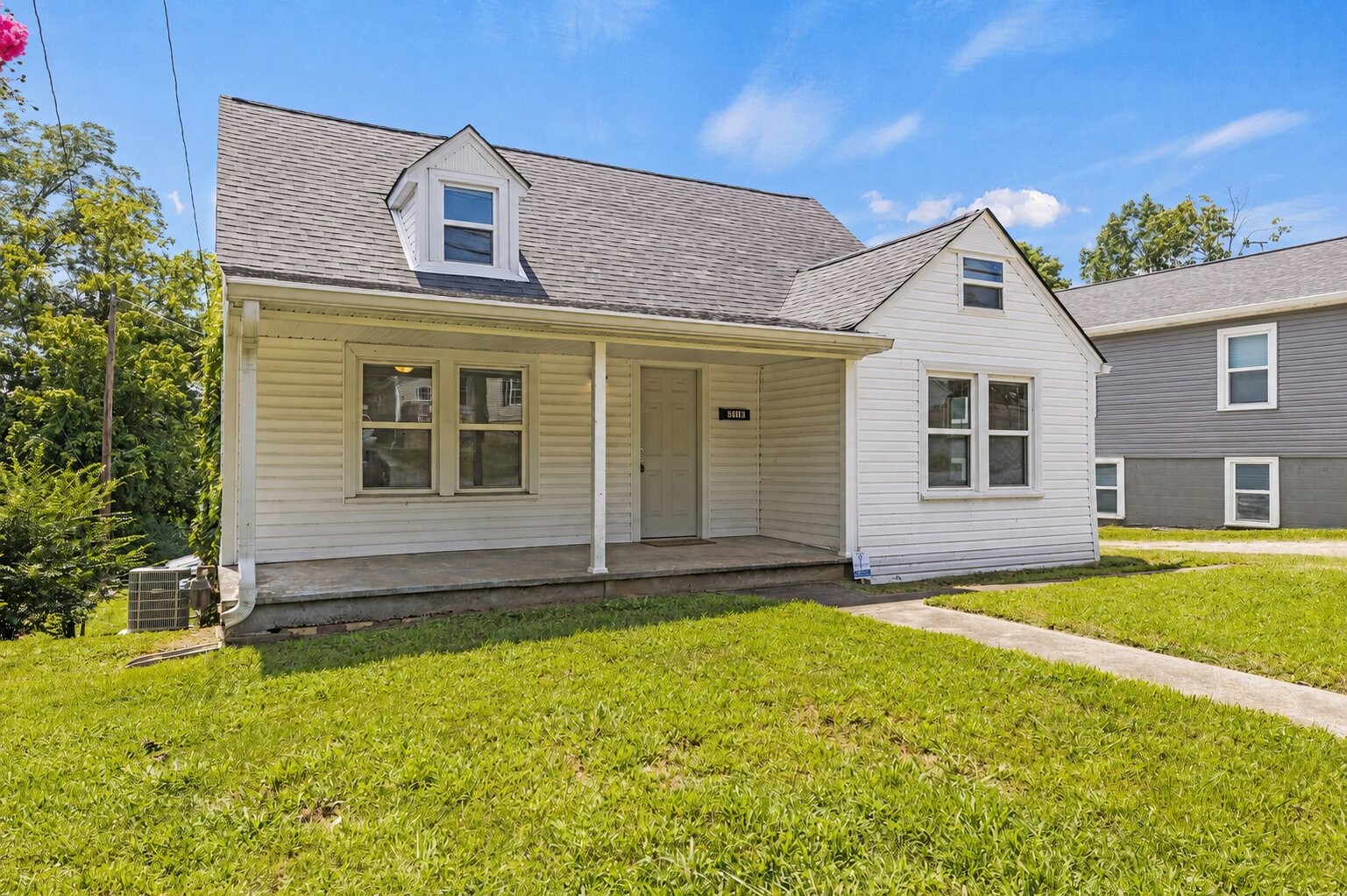 812 Woodmont Blvd