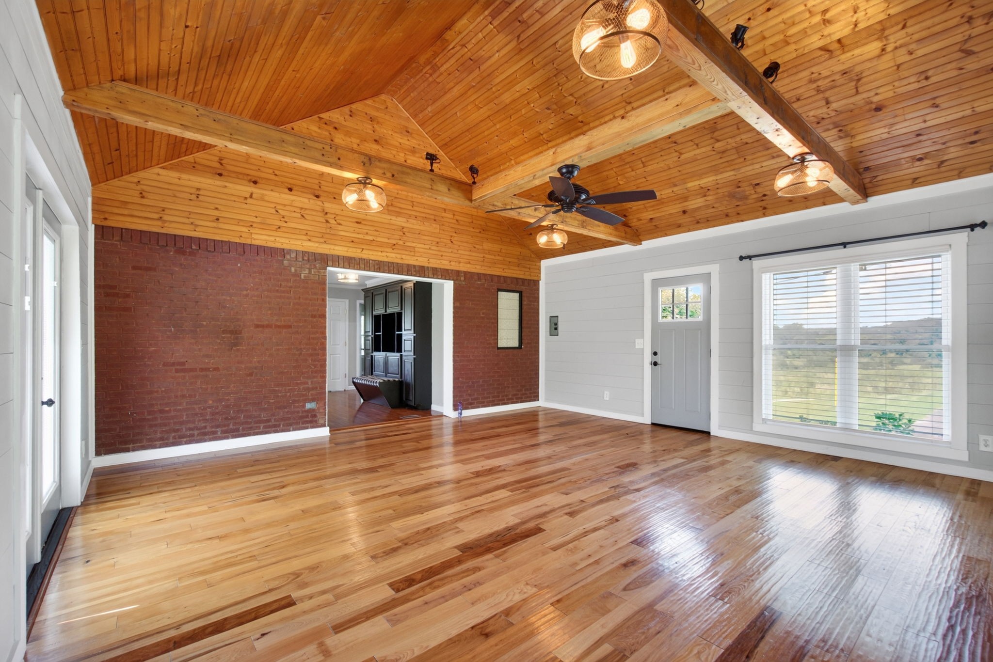 254 Sherwood Forest Rd