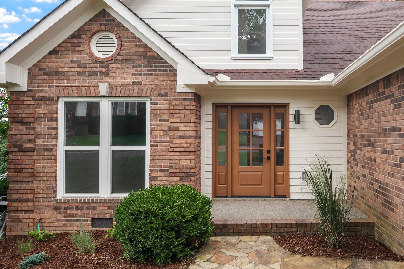 204 Breakwater Dr
