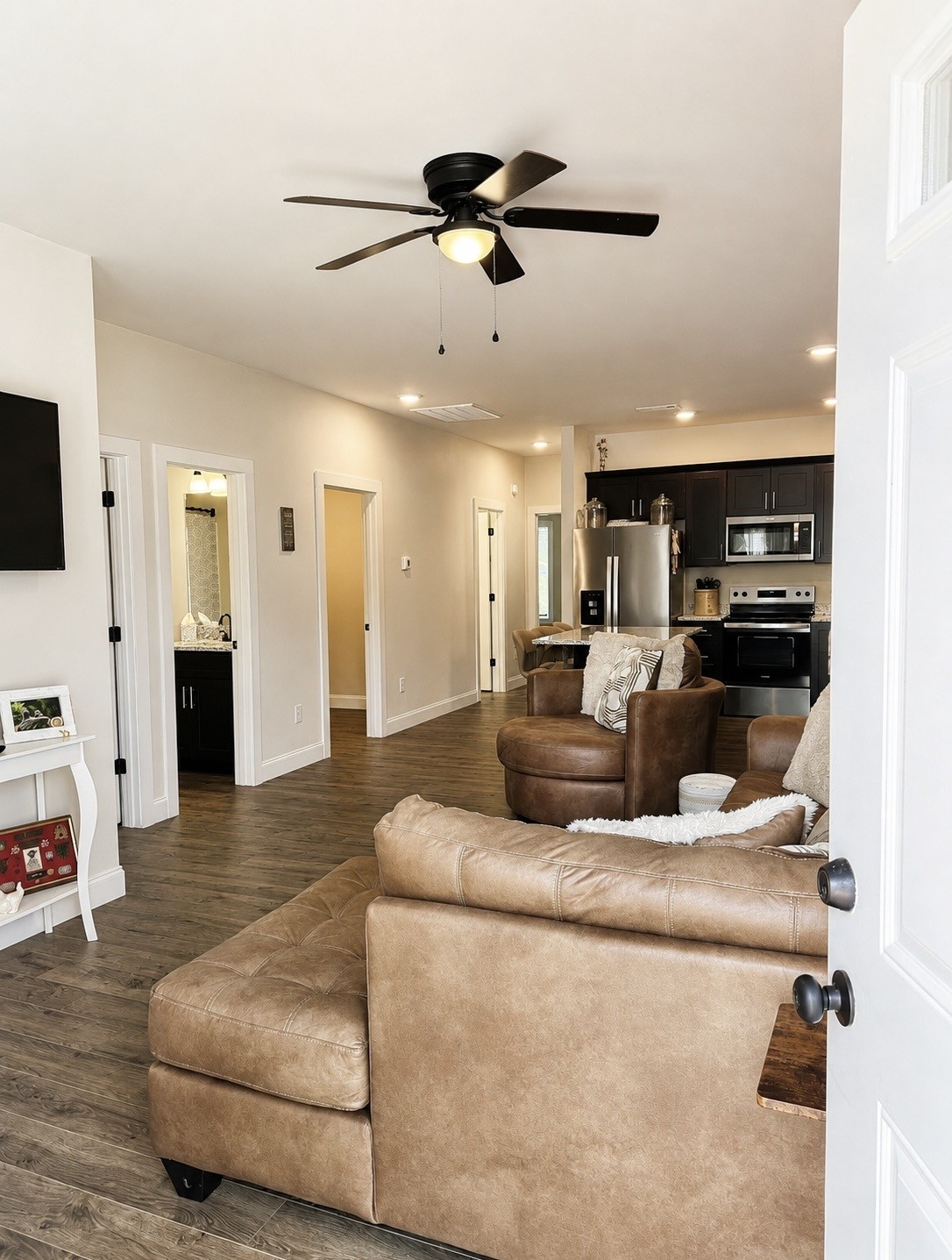 70 Five Oak Ln