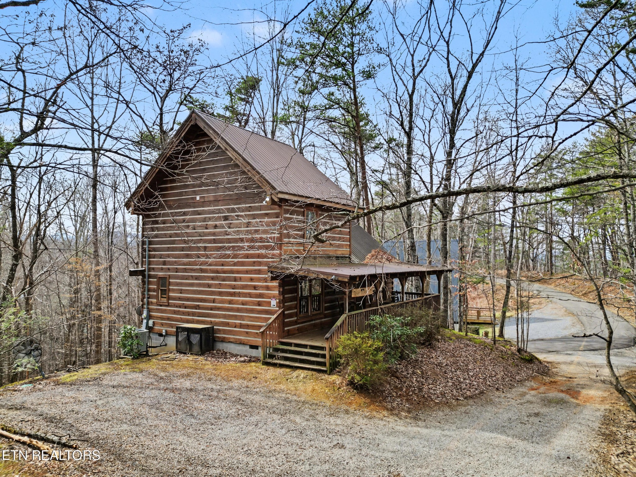 1141 Ski View Lane