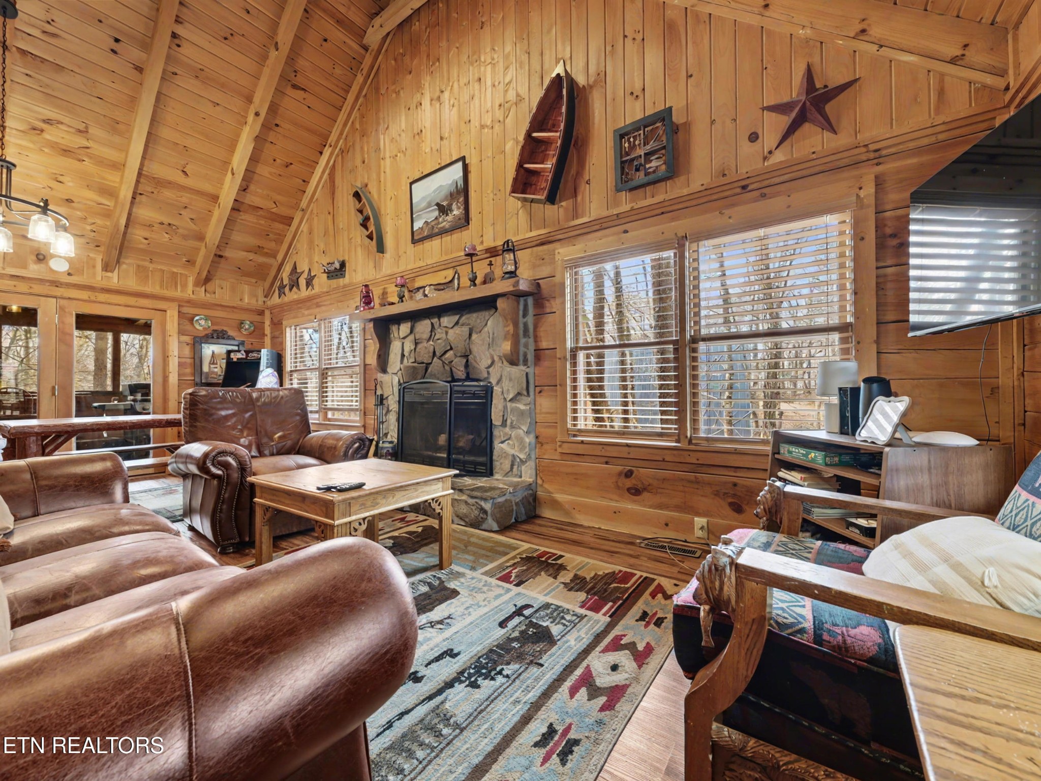1141 Ski View Lane