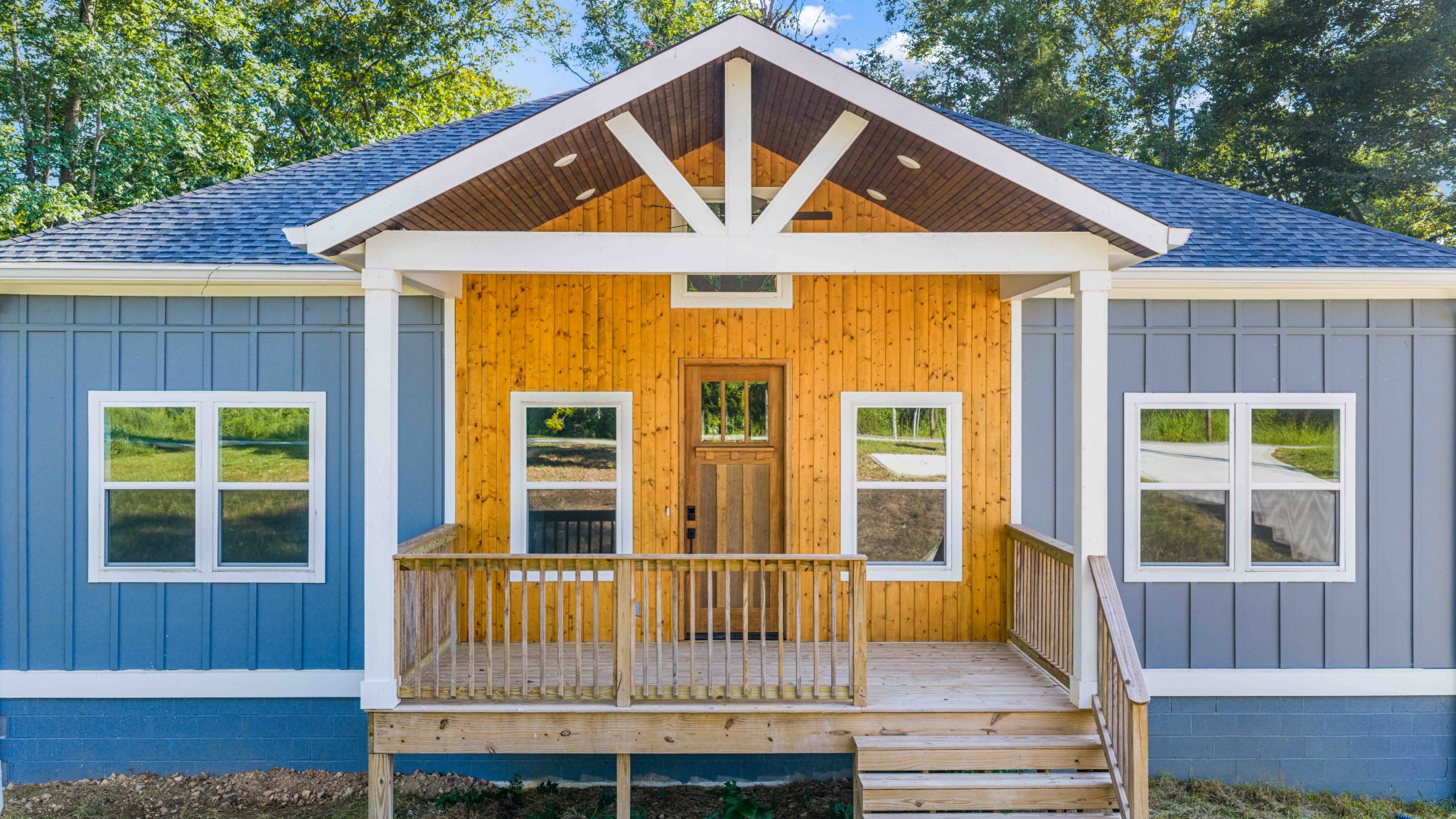 108 Devils Backbone Ln