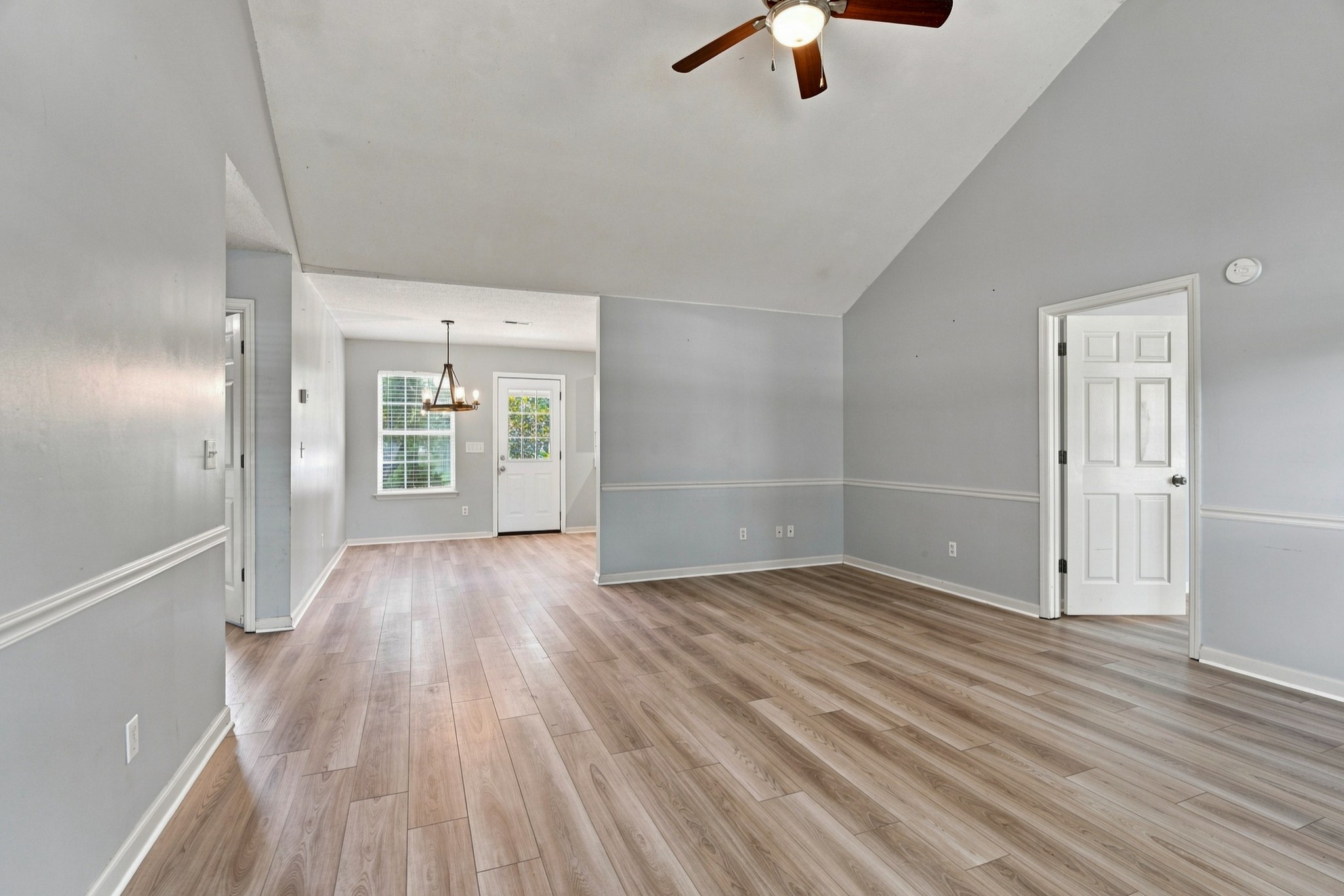 351 Needham Blvd