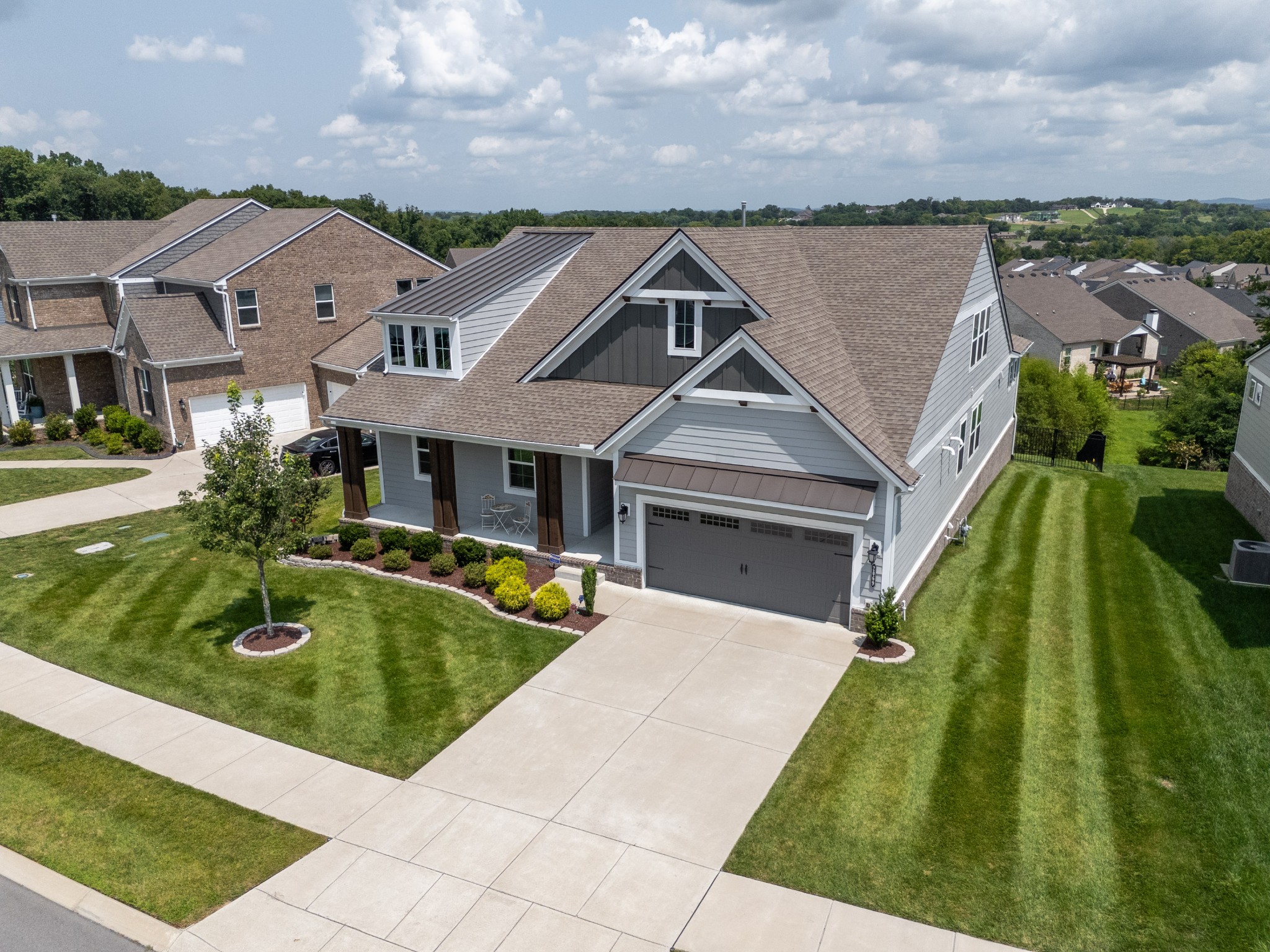 2069 Hedgelawn Dr