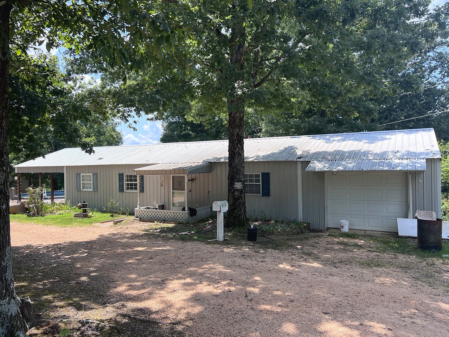 170 Blue Bird Ln