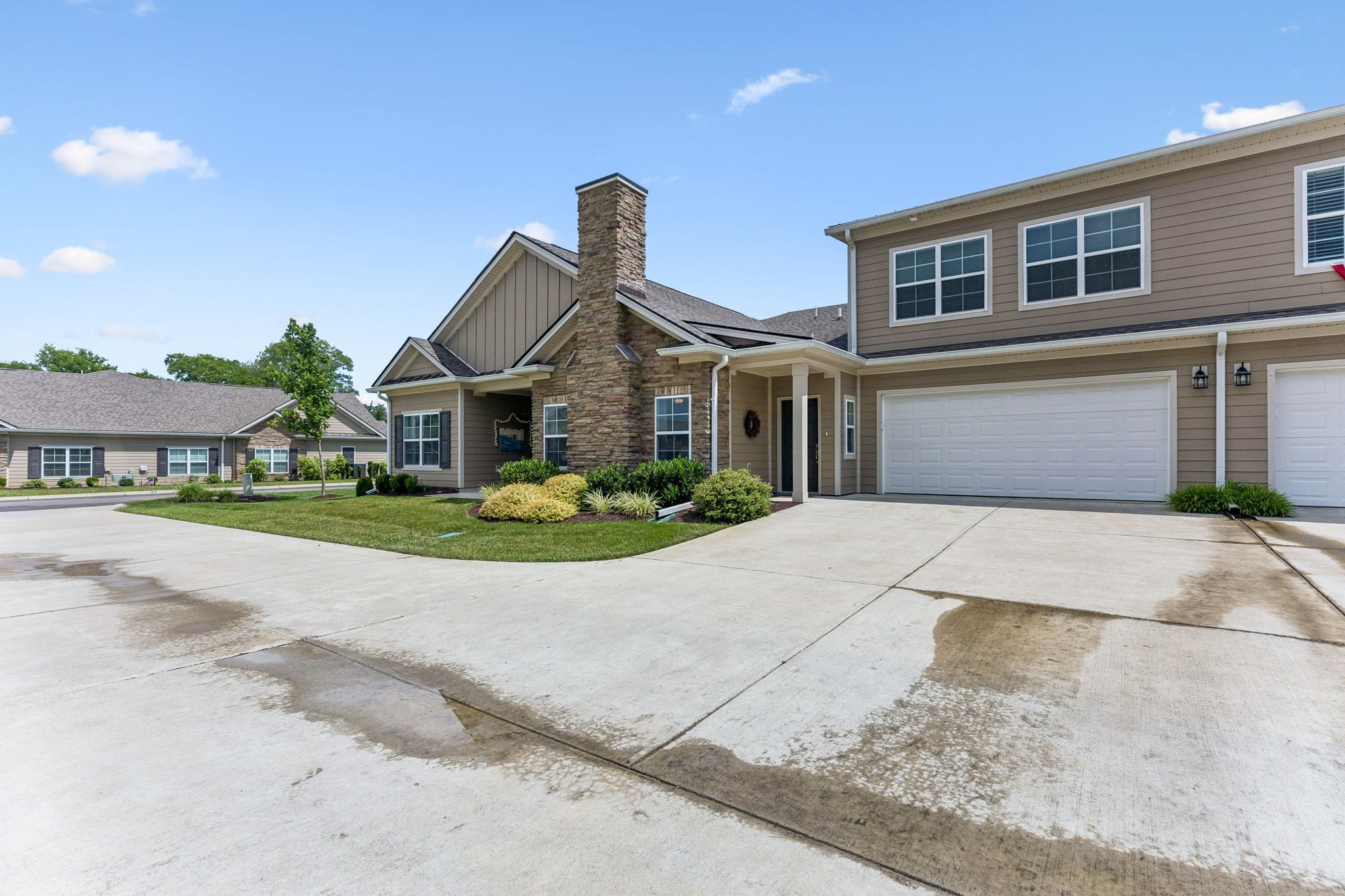 2506 Stonecenter Ln