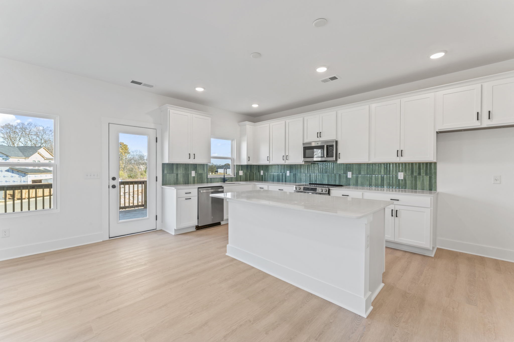 1212 Valley Ridge Dr