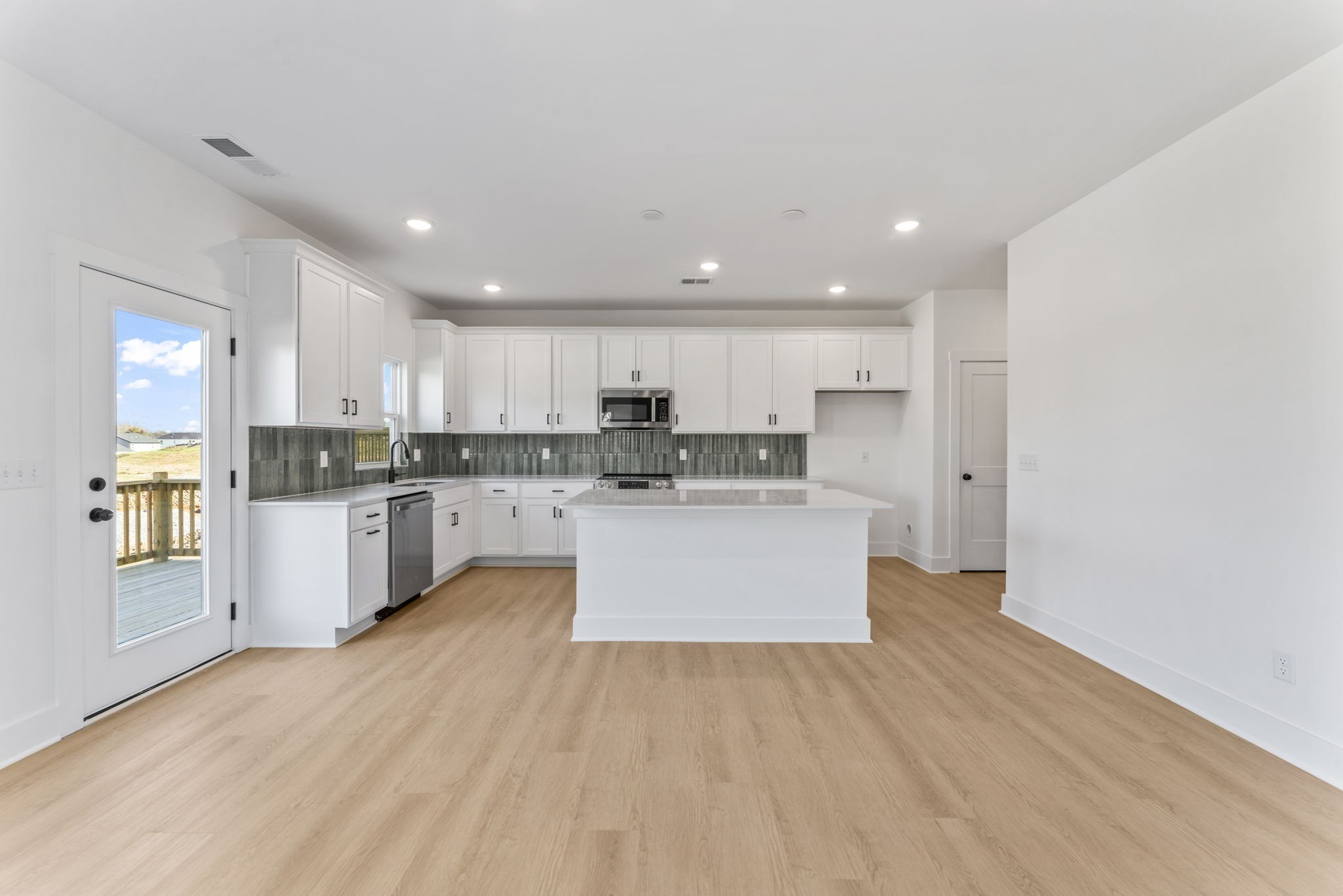 1212 Valley Ridge Dr