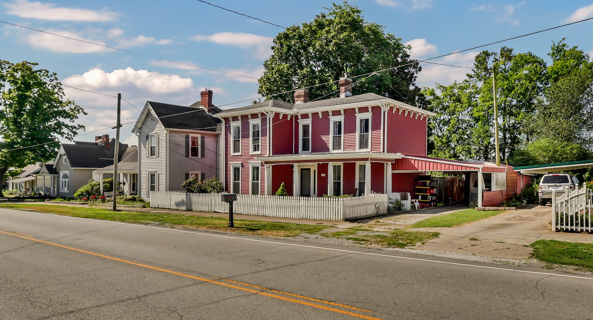 209 S Main St