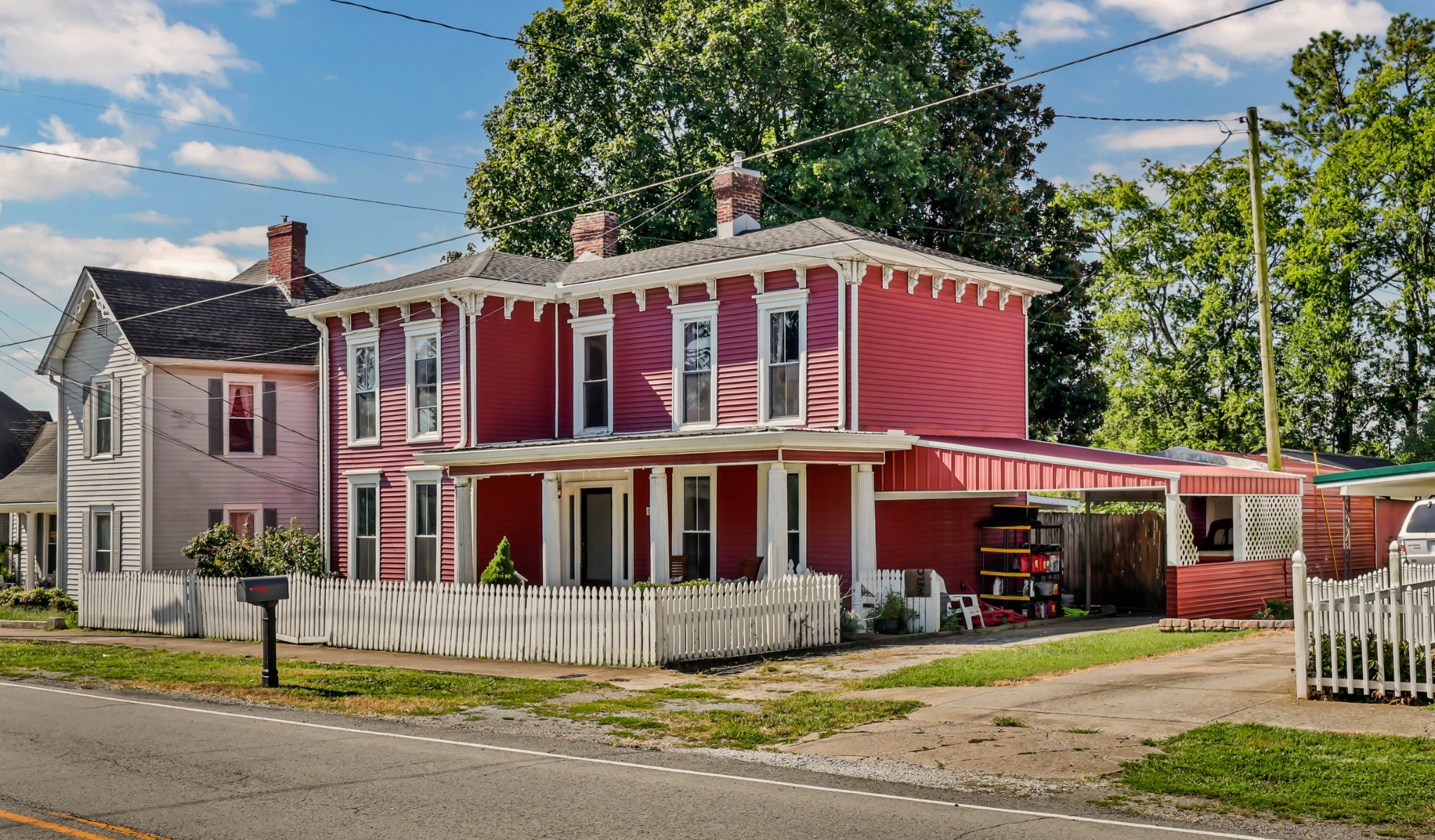209 S Main St
