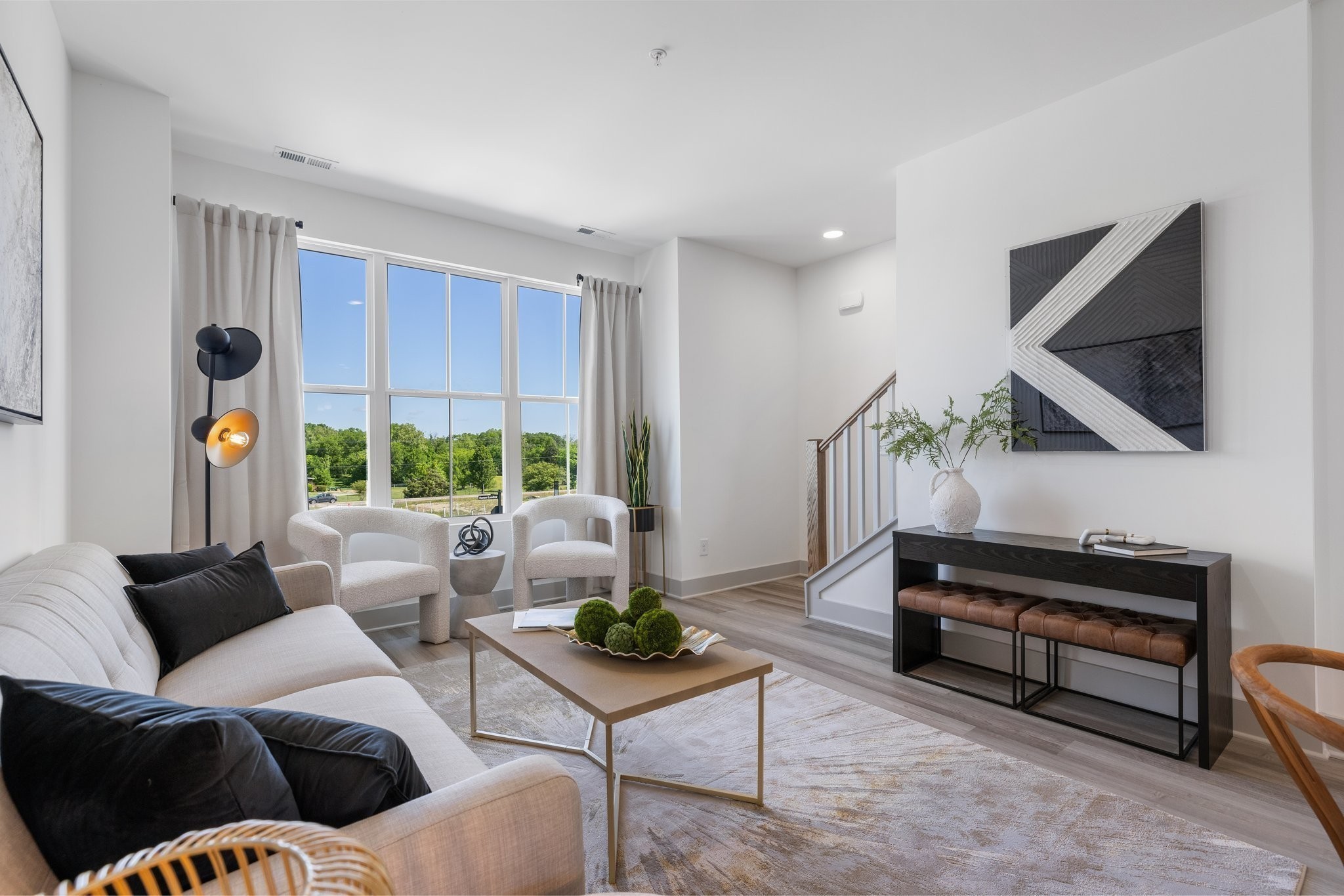 904 Harper Lndg