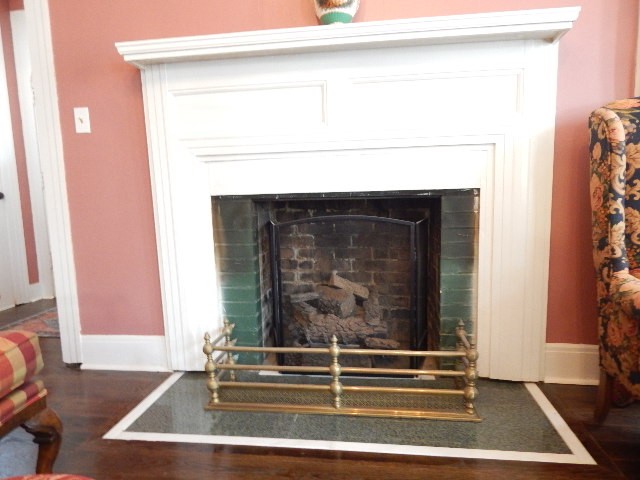 427 W Main St