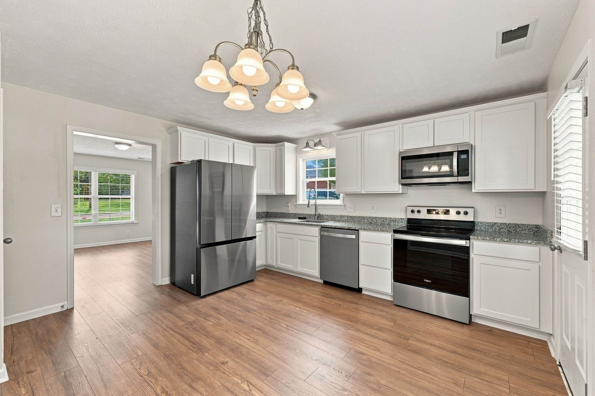 1207 Lasalle Ct