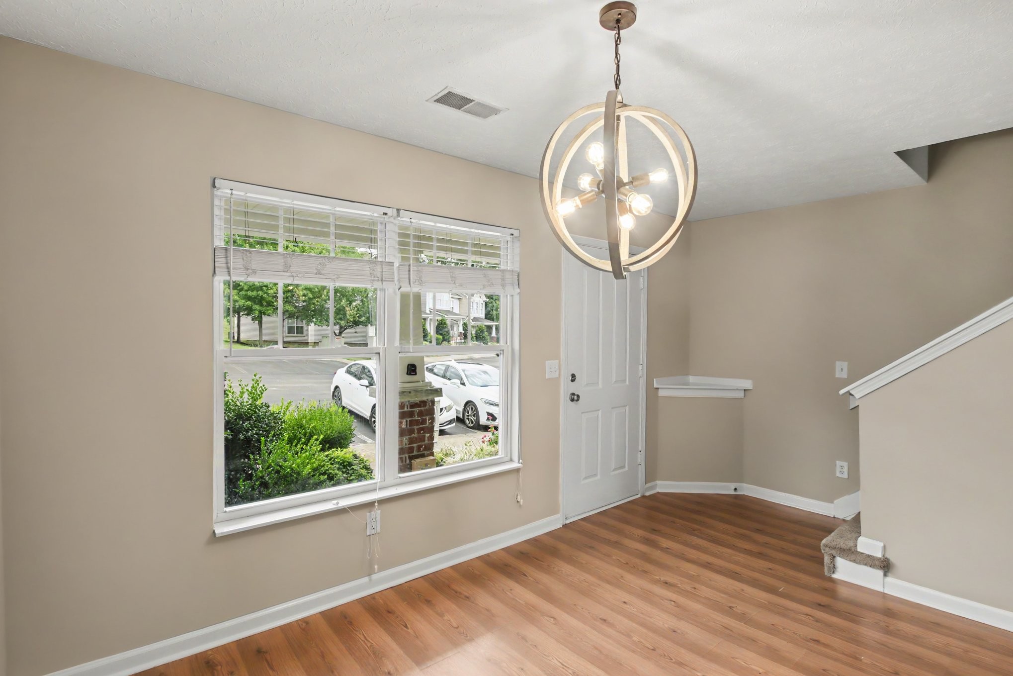 157 Shadow Glen Dr