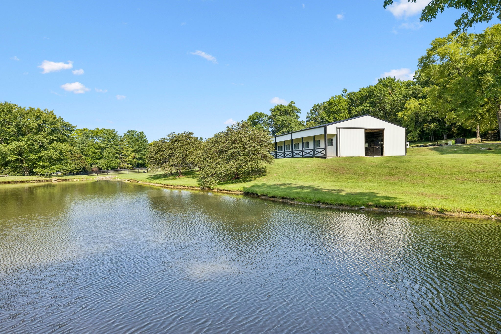 3008 Smith Ln